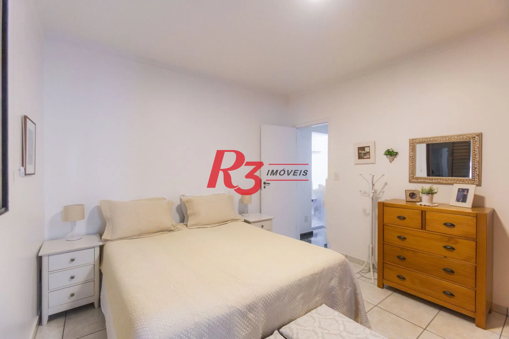 Apartamento com 3 dormitórios à venda, 137 m² por R$ 1.200.000,00 - Aparecida - Santos/SP