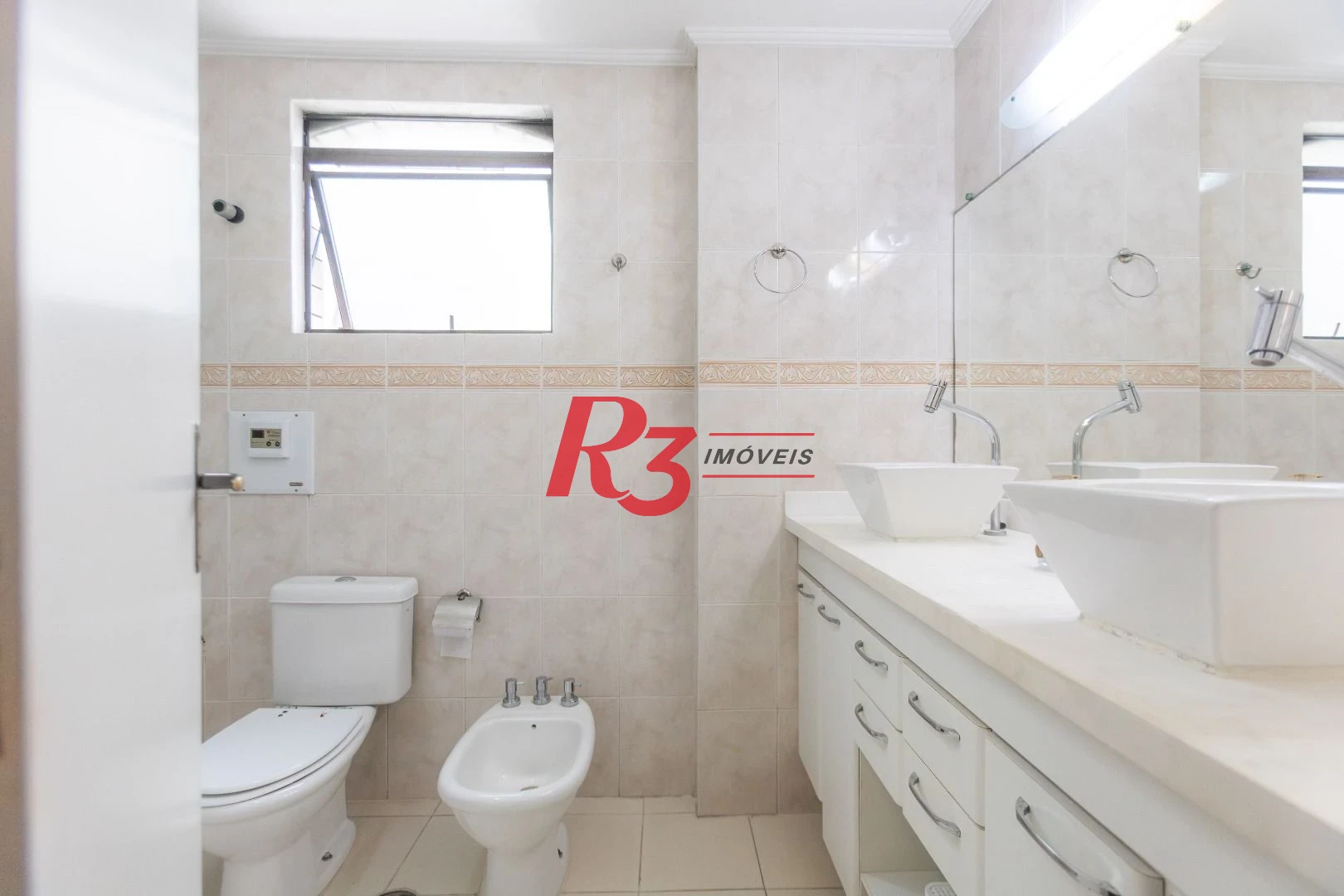 Apartamento com 3 dormitórios à venda, 137 m² por R$ 1.200.000,00 - Aparecida - Santos/SP
