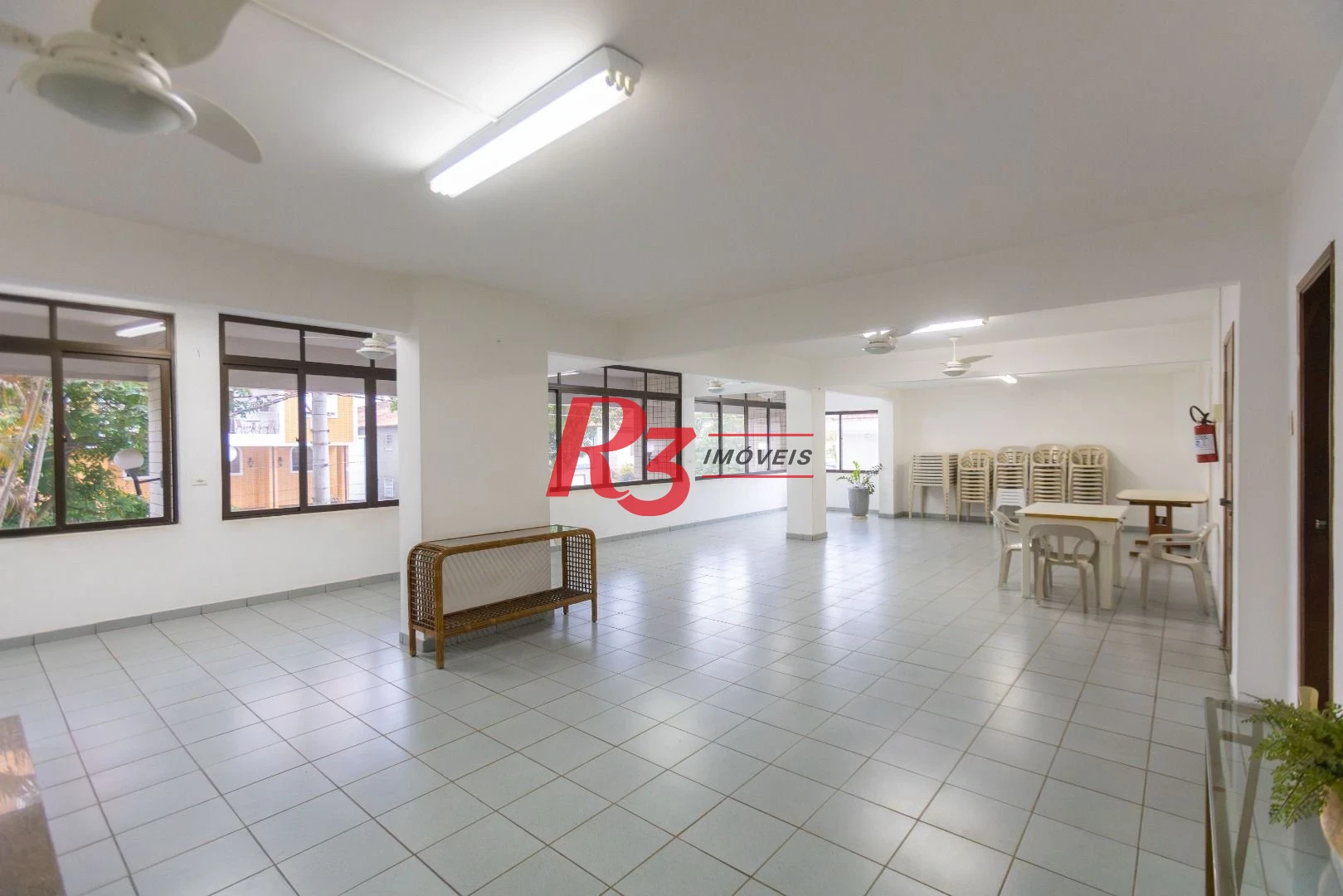 Apartamento com 3 dormitórios à venda, 137 m² por R$ 1.200.000,00 - Aparecida - Santos/SP