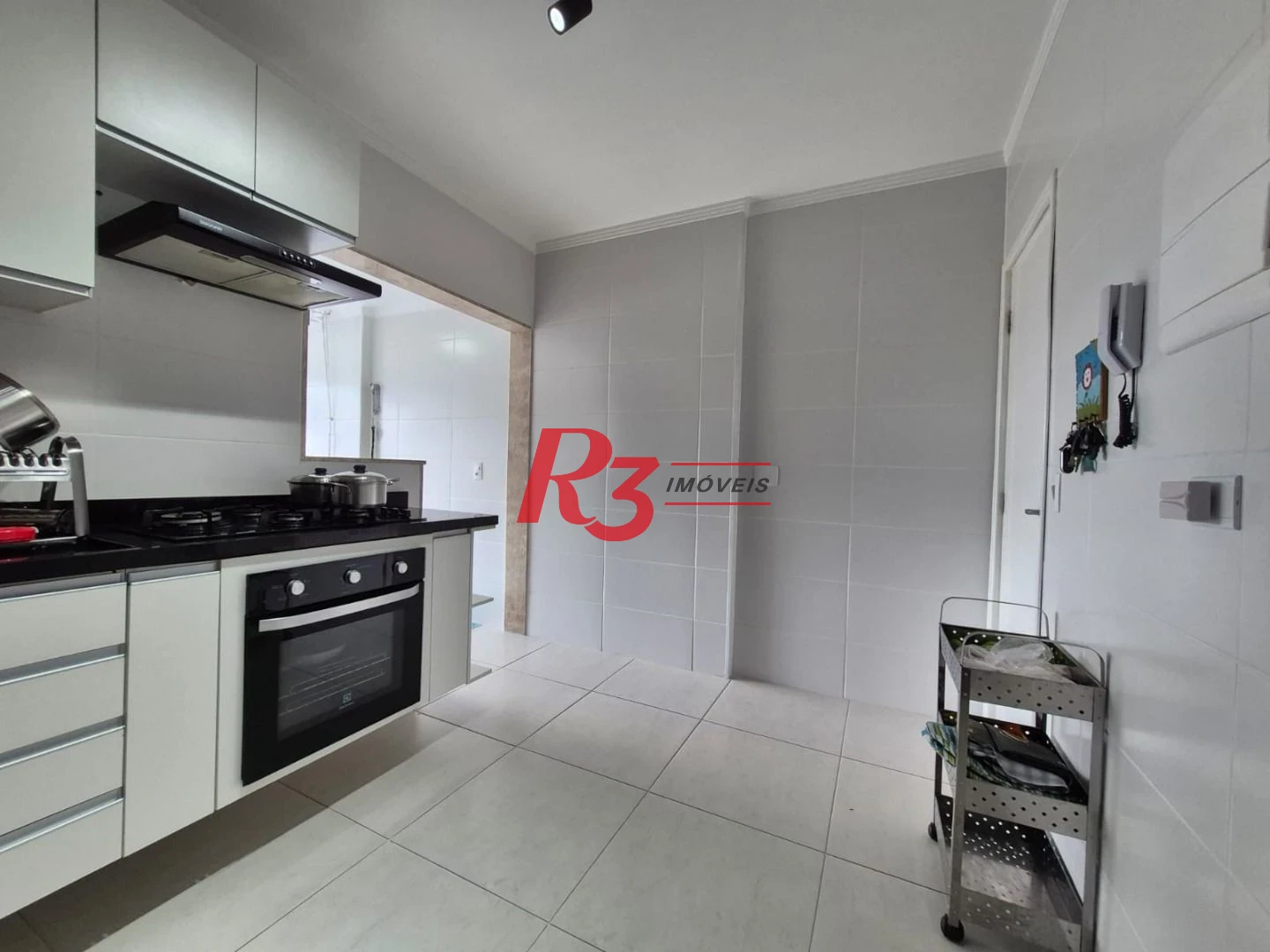 Apartamento com 3 dormitórios à venda, 117 m² por R$ 790.000,00 - Campo Grande - Santos/SP