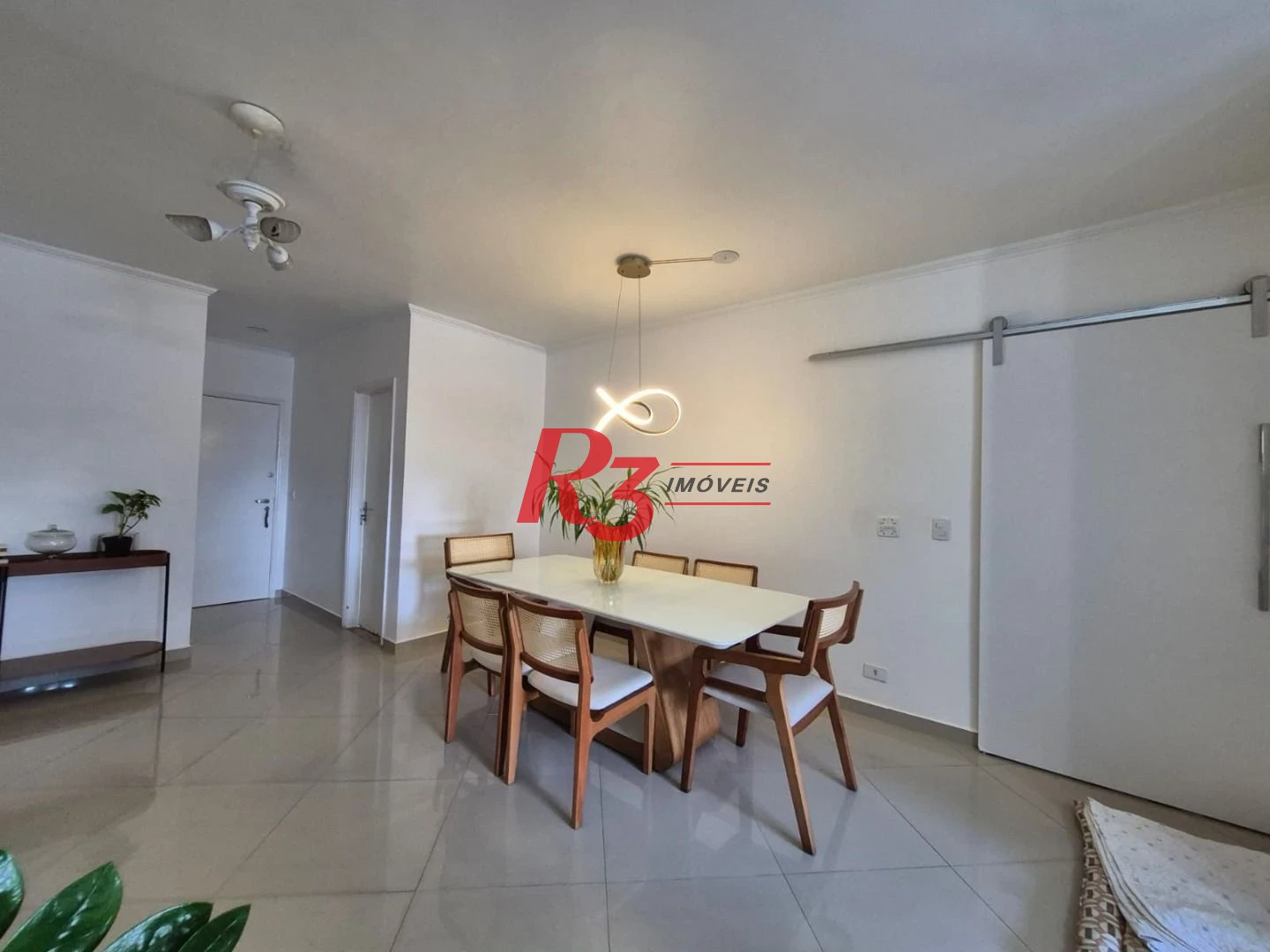 Apartamento com 3 dormitórios à venda, 117 m² por R$ 790.000,00 - Campo Grande - Santos/SP
