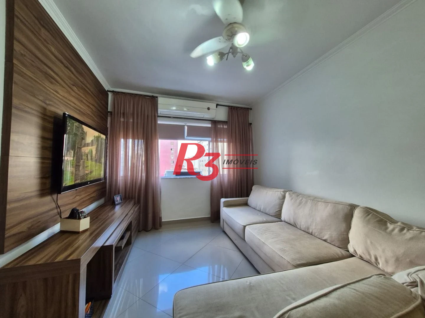 Apartamento com 3 dormitórios à venda, 117 m² por R$ 790.000,00 - Campo Grande - Santos/SP