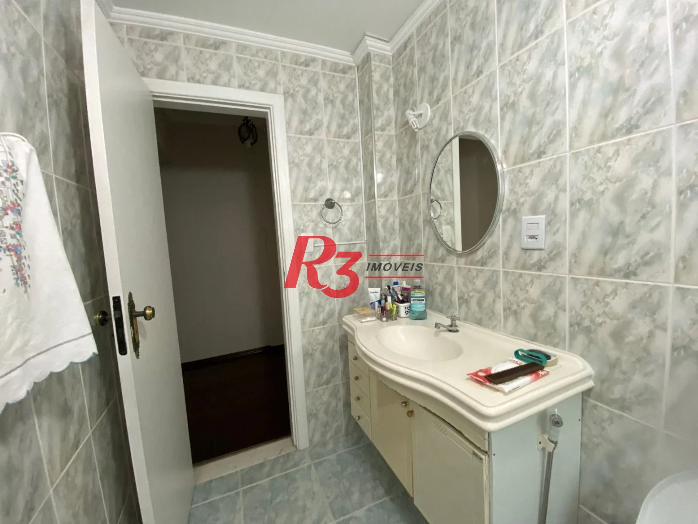 Apartamento com 2 dormitórios à venda, 118 m² por R$ 731.000,00 - Gonzaga - Santos/SP