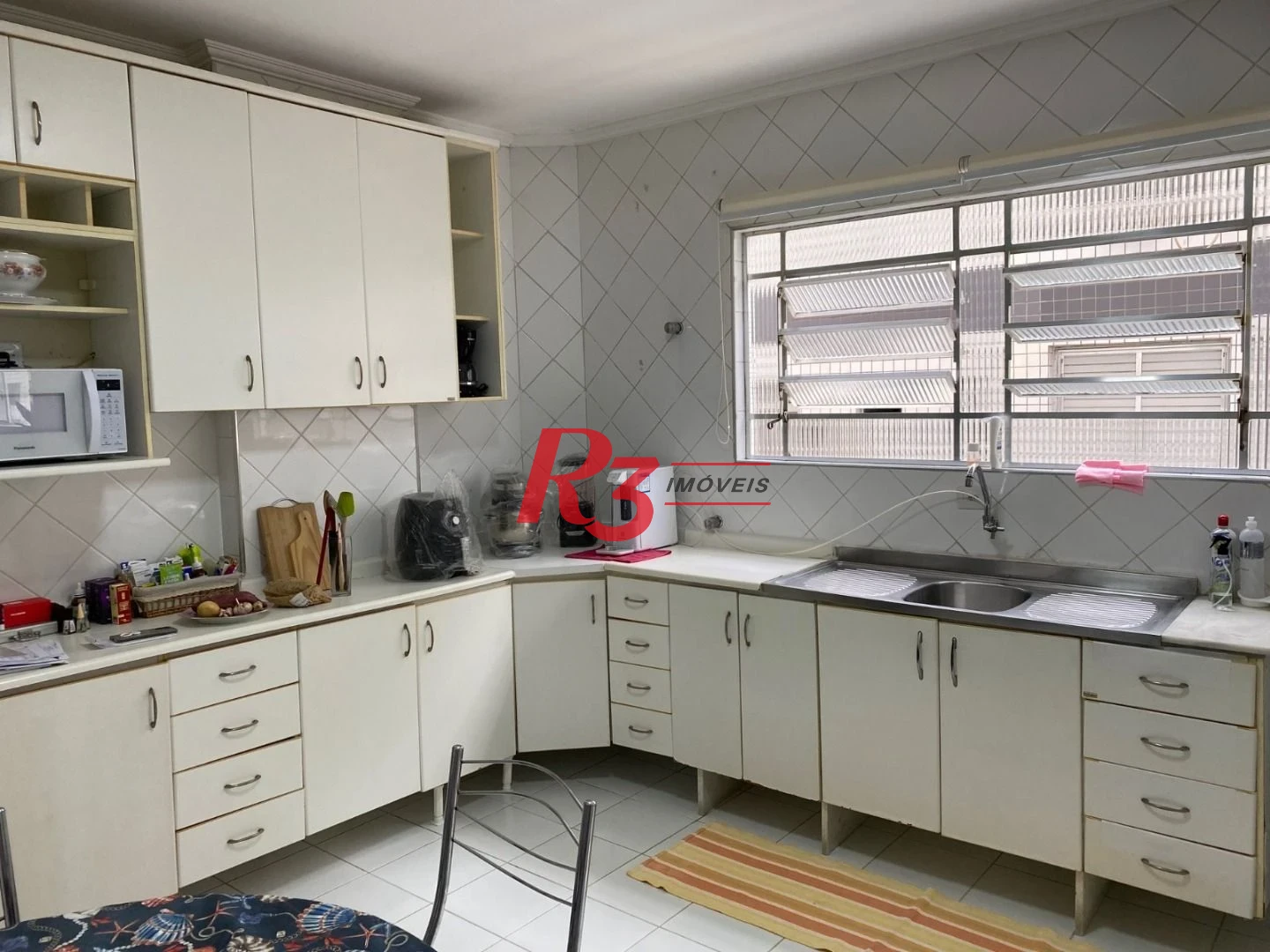 Apartamento com 2 dormitórios à venda, 118 m² por R$ 731.000,00 - Gonzaga - Santos/SP