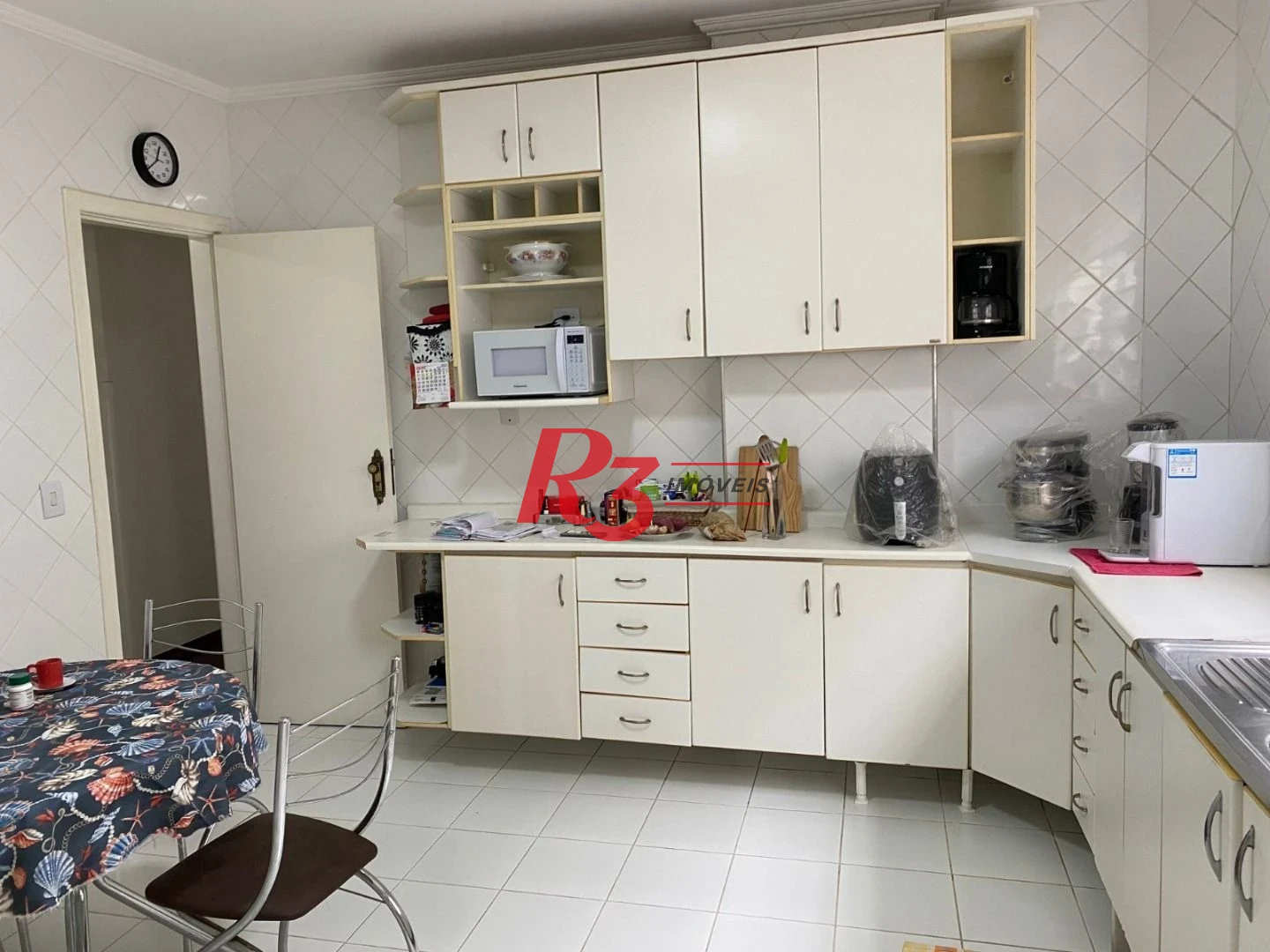 Apartamento com 2 dormitórios à venda, 118 m² por R$ 731.000,00 - Gonzaga - Santos/SP