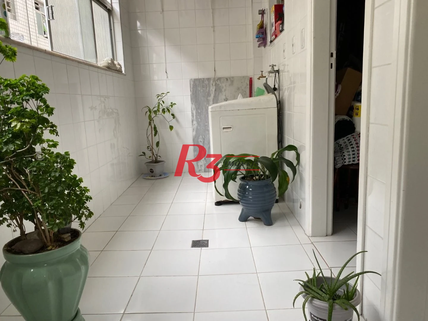 Apartamento com 2 dormitórios à venda, 118 m² por R$ 731.000,00 - Gonzaga - Santos/SP