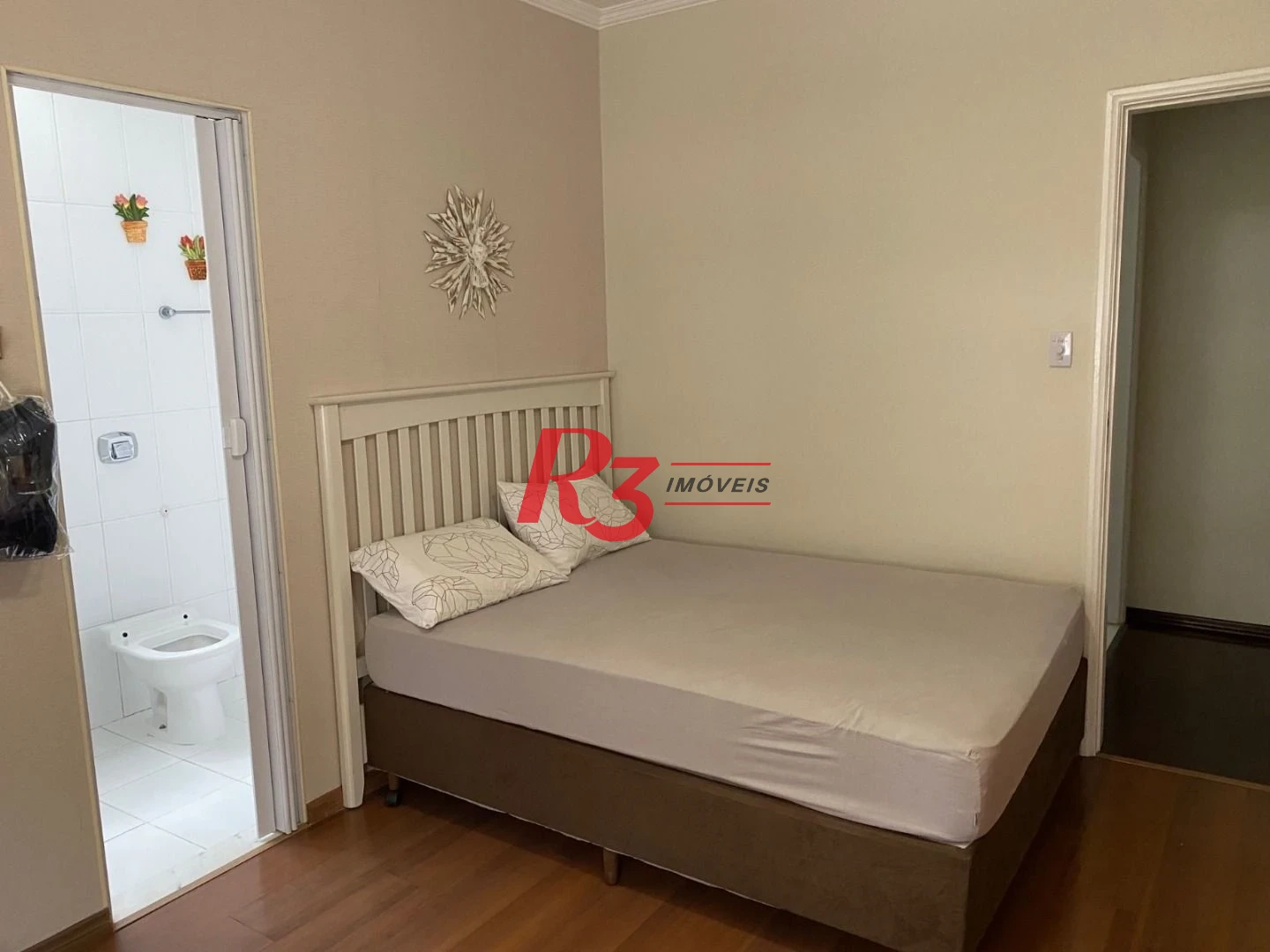 Apartamento com 2 dormitórios à venda, 118 m² por R$ 731.000,00 - Gonzaga - Santos/SP