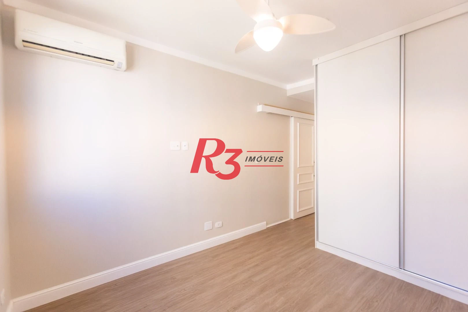 Apartamento à venda, 160 m² por R$ 1.899.000,00 - Boqueirão - Santos/SP