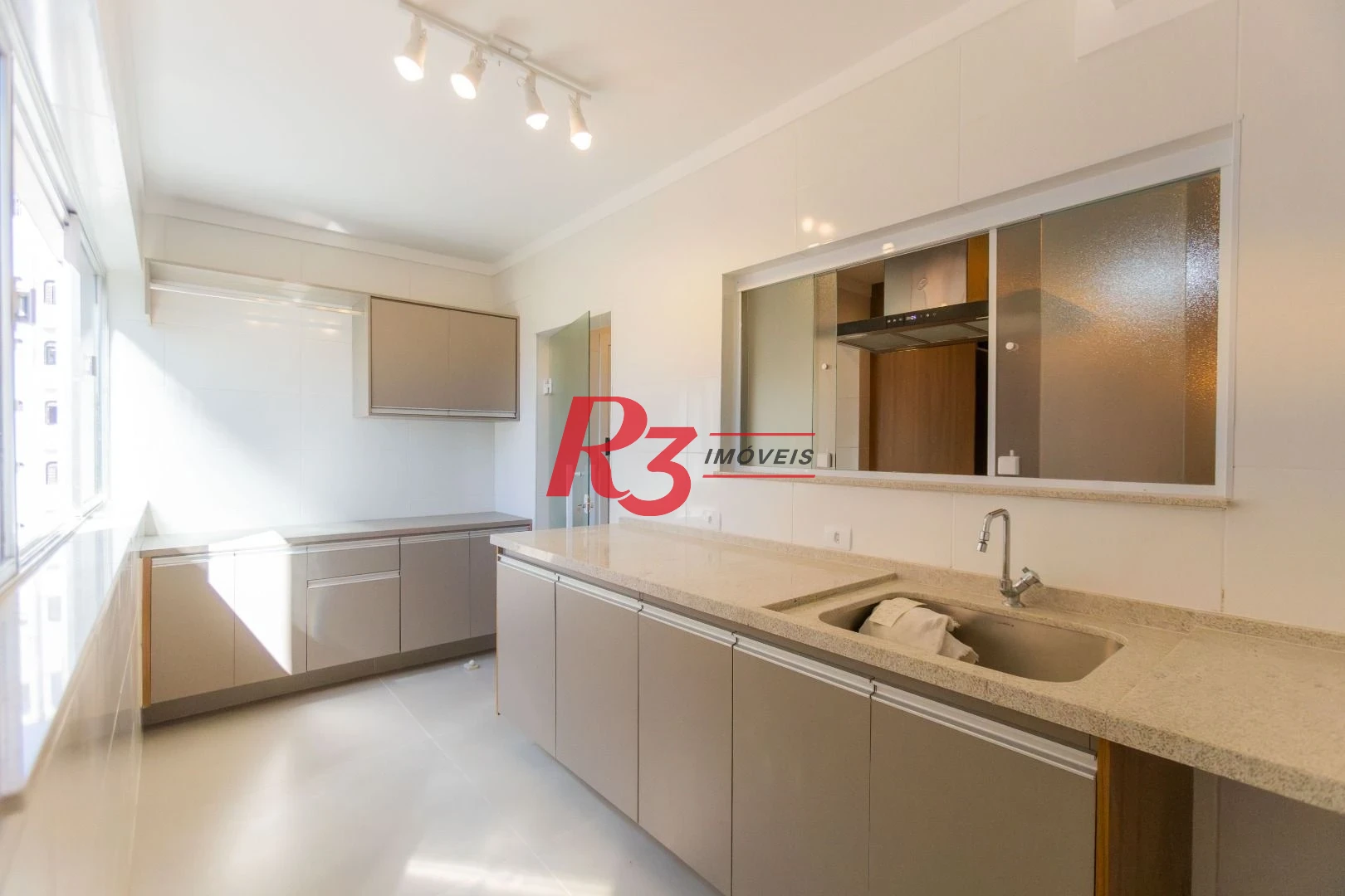 Apartamento à venda, 160 m² por R$ 1.899.000,00 - Boqueirão - Santos/SP