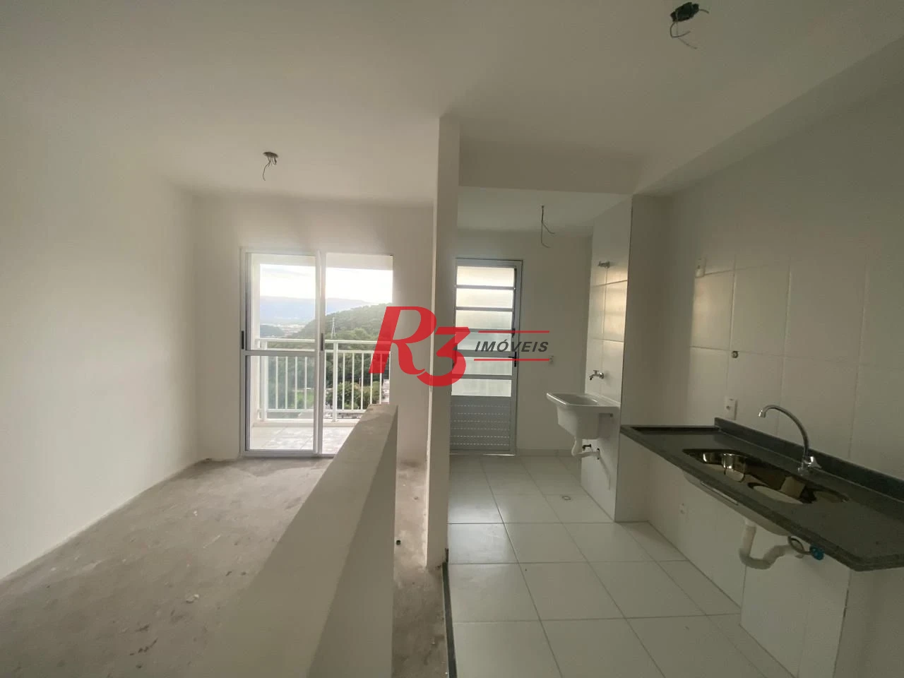 Apartamento com 2 dormitórios à venda, 52 m² por R$ 340.000,00 - Morro de Nova Cintra - Santos/SP