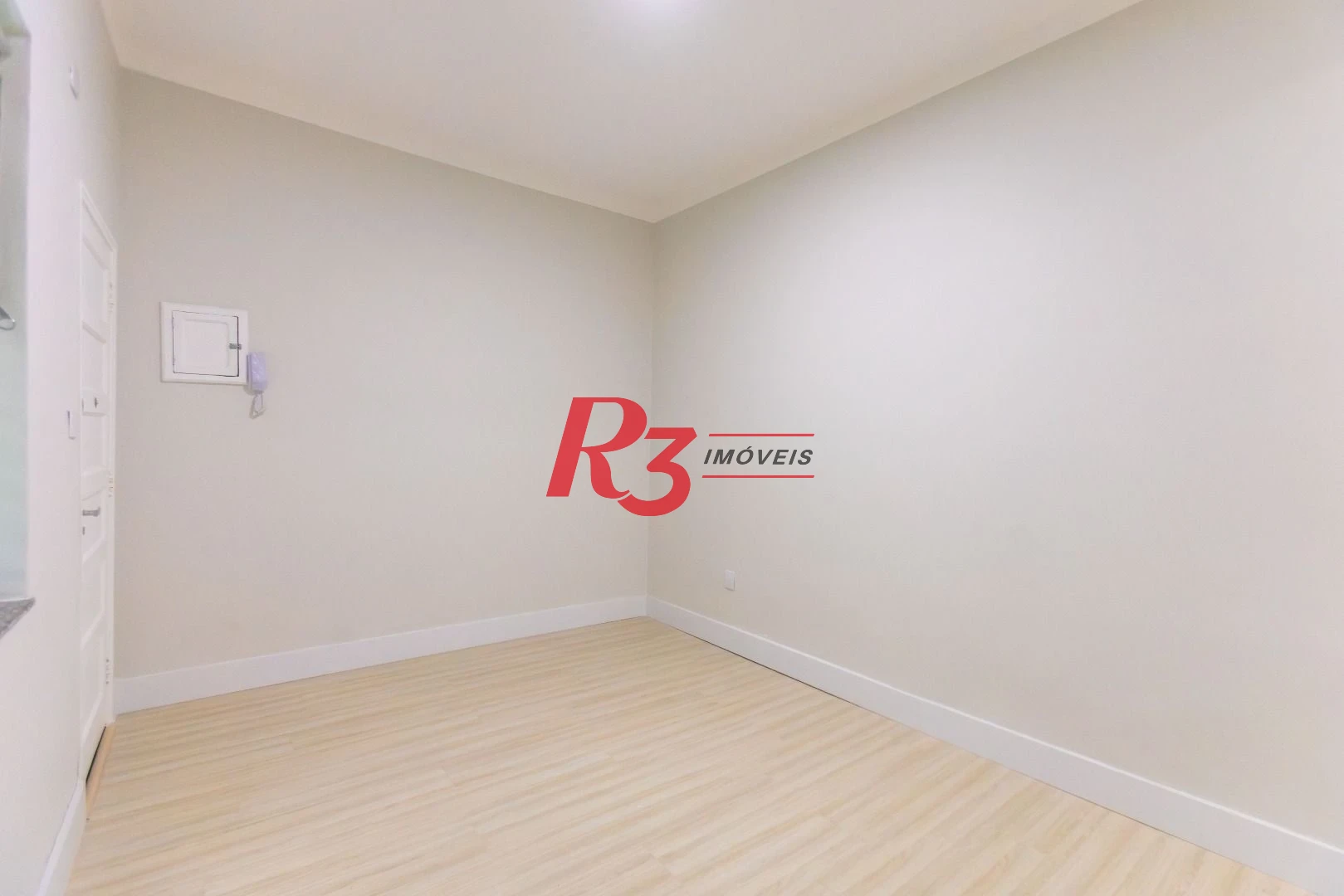 Apartamento com 2 dormitórios à venda, 65 m² por R$ 385.000,00 - Embaré - Santos/SP