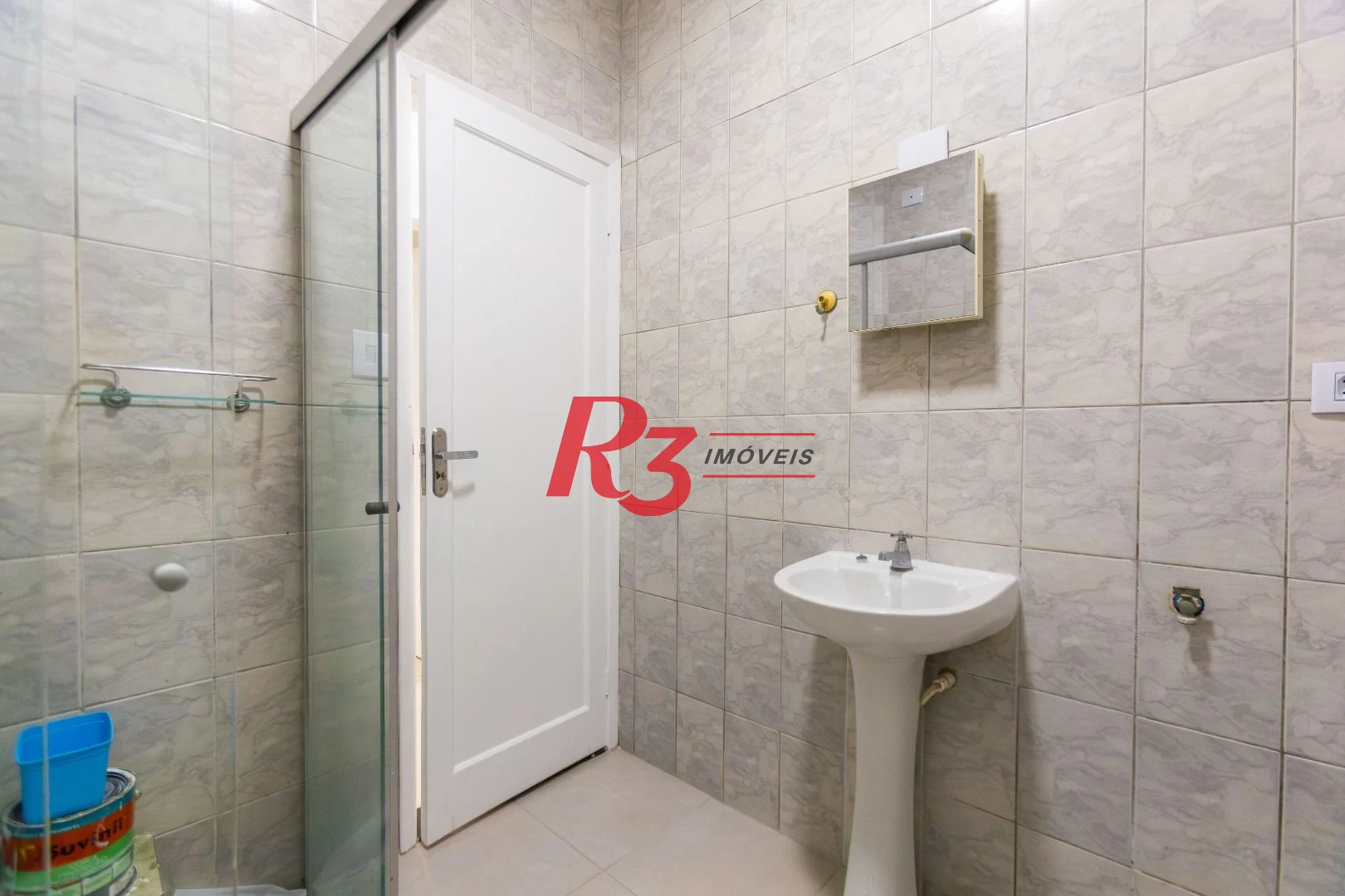 Apartamento com 2 dormitórios à venda, 65 m² por R$ 385.000,00 - Embaré - Santos/SP