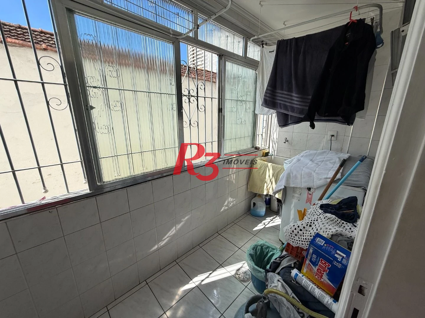 Apartamento com 2 dormitórios à venda, 85 m² por R$ 470.000,00 - Encruzilhada - Santos/SP