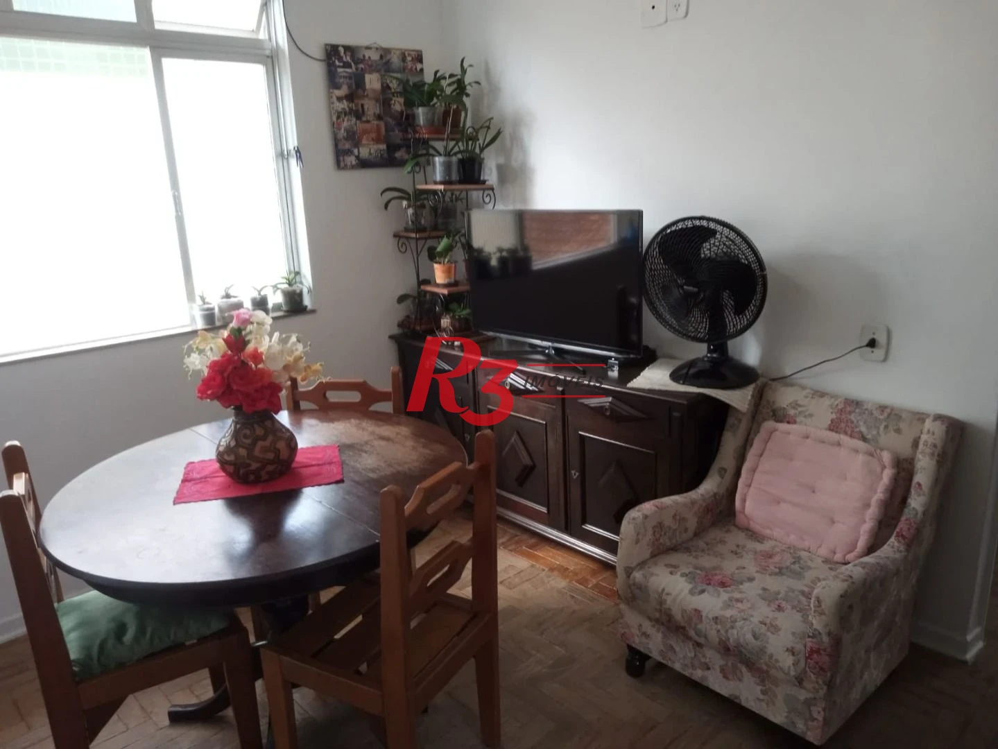 Apartamento com 2 dormitórios à venda, 57 m² por R$ 426.000,00 - Embaré - Santos/SP