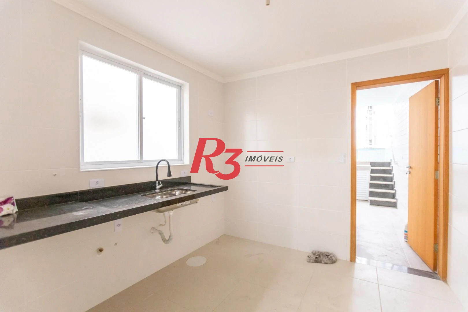 Casa com 3 dormitórios à venda, 150 m² por R$ 1.150.000,00 - Aparecida - Santos/SP