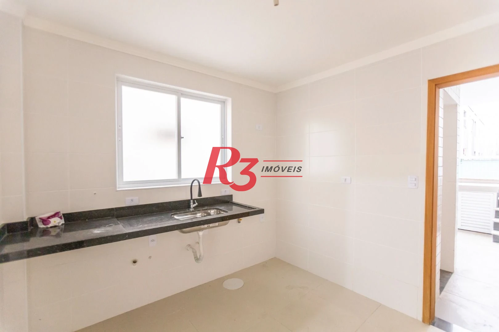 Casa com 3 dormitórios à venda, 150 m² por R$ 1.150.000,00 - Aparecida - Santos/SP