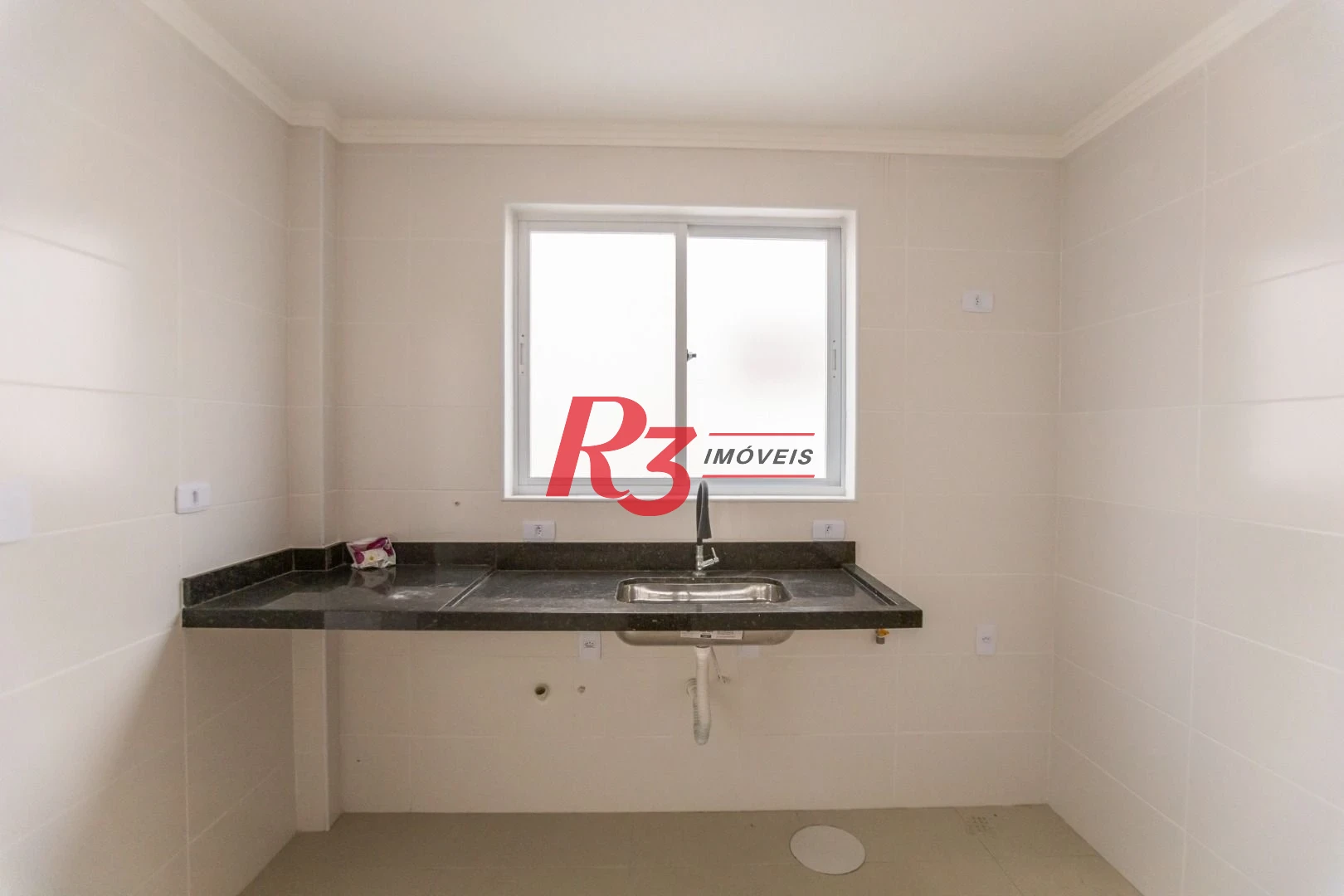 Casa com 3 dormitórios à venda, 150 m² por R$ 1.150.000,00 - Aparecida - Santos/SP
