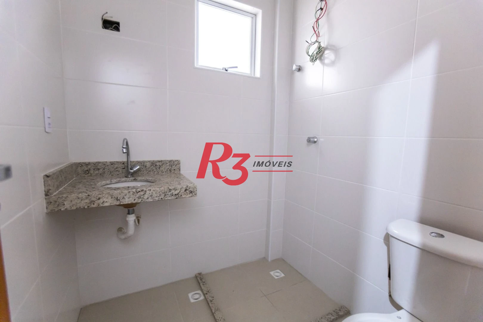 Casa com 3 dormitórios à venda, 150 m² por R$ 1.150.000,00 - Aparecida - Santos/SP