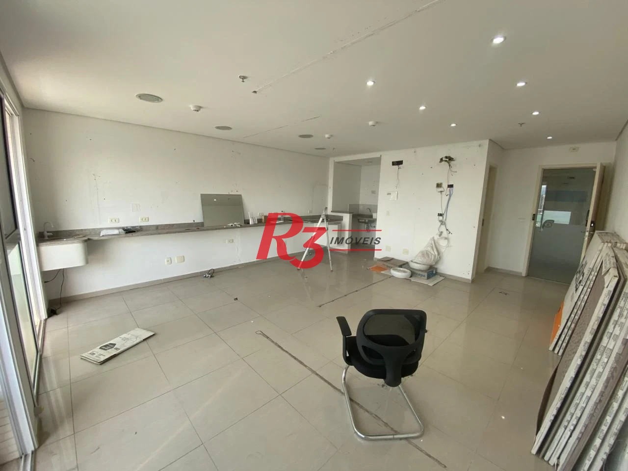 Sala à venda, 47 m² por R$ 555.000,00 - Boqueirão - Santos/SP