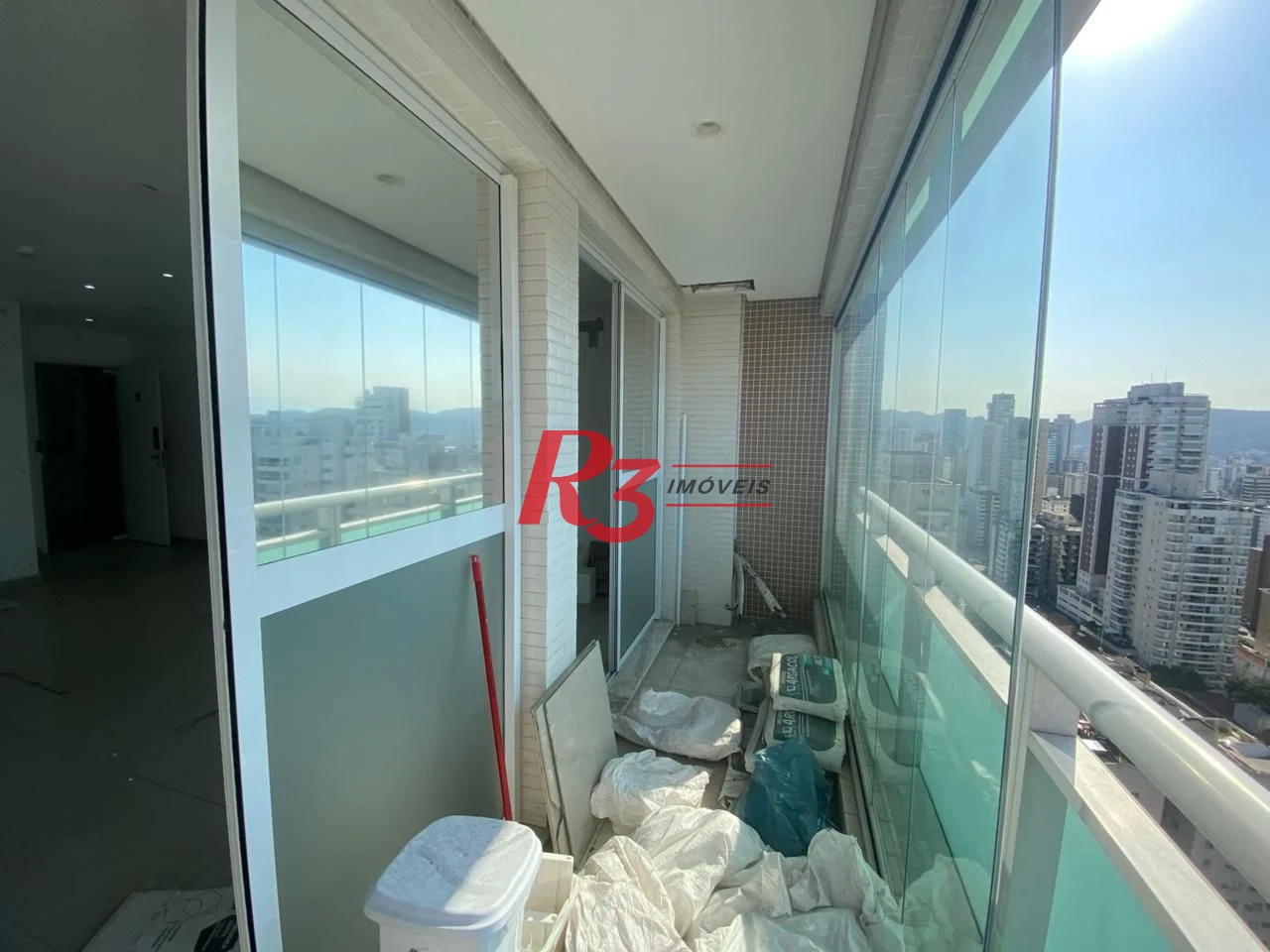 Sala à venda, 47 m² por R$ 555.000,00 - Boqueirão - Santos/SP