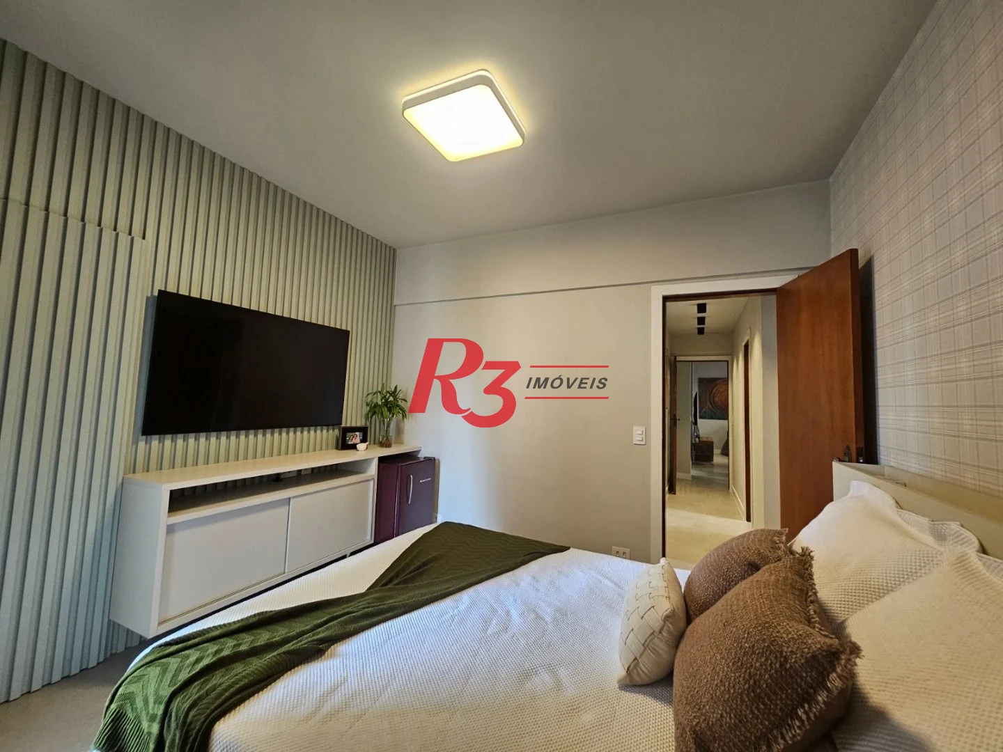 Apartamento com 4 dormitórios à venda, 165 m² por R$ 1.600.000,00 - Pompéia - Santos/SP