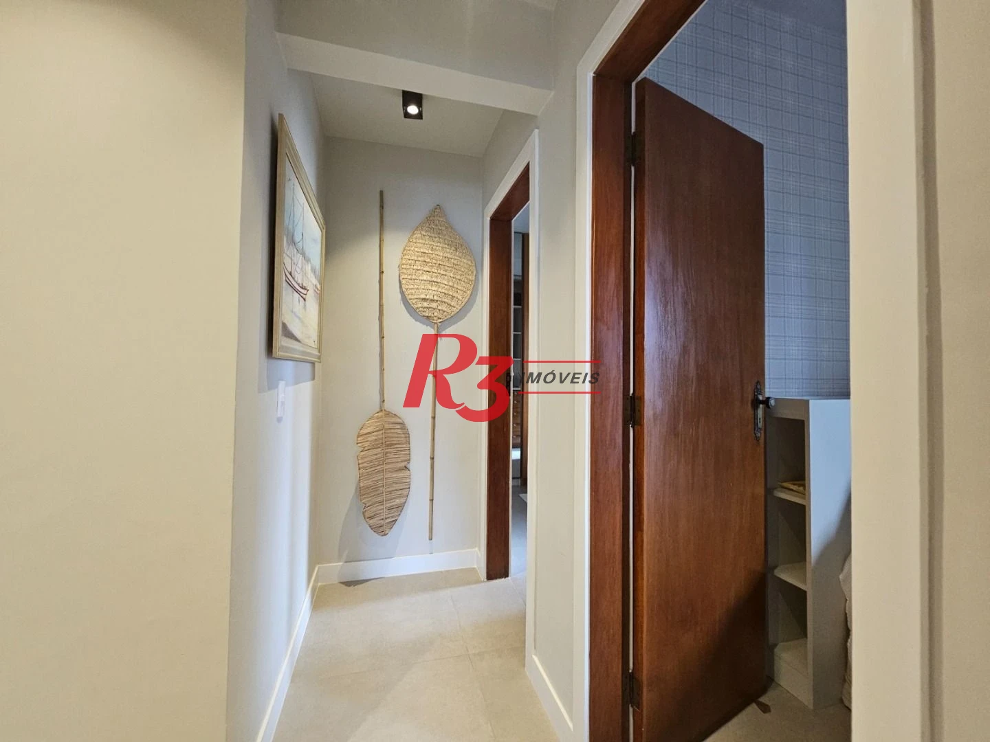 Apartamento com 4 dormitórios à venda, 165 m² por R$ 1.600.000,00 - Pompéia - Santos/SP