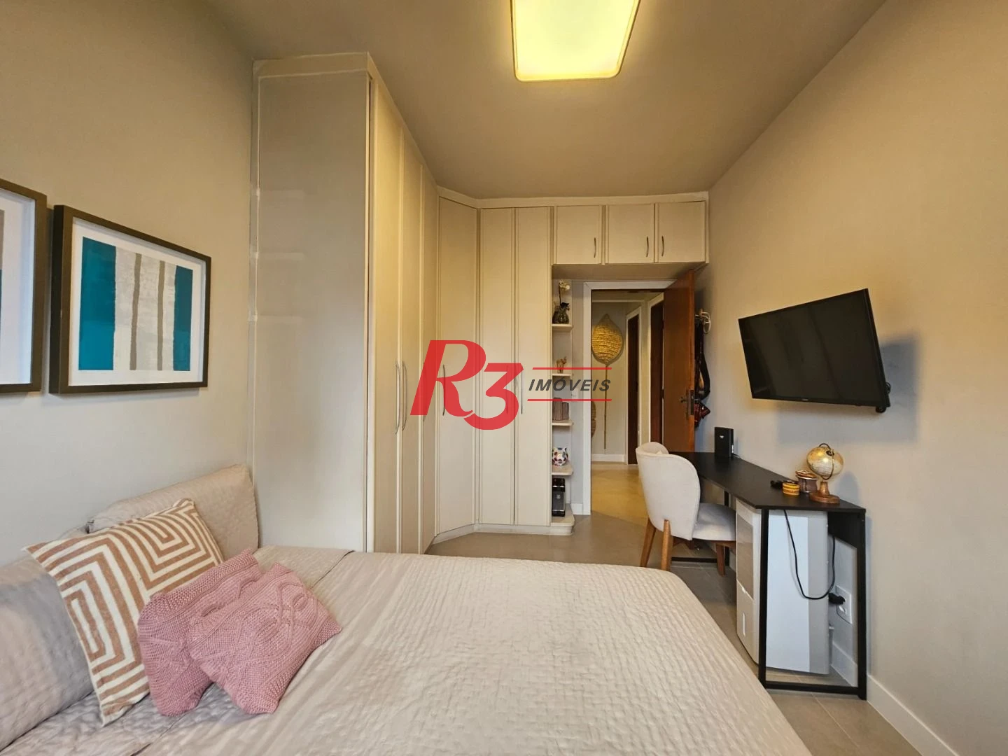 Apartamento com 4 dormitórios à venda, 165 m² por R$ 1.600.000,00 - Pompéia - Santos/SP