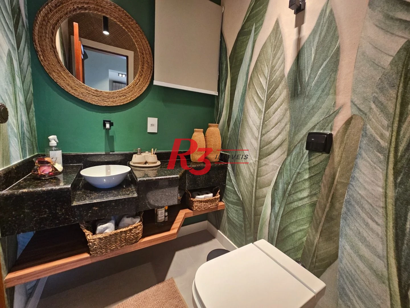 Apartamento com 4 dormitórios à venda, 165 m² por R$ 1.600.000,00 - Pompéia - Santos/SP