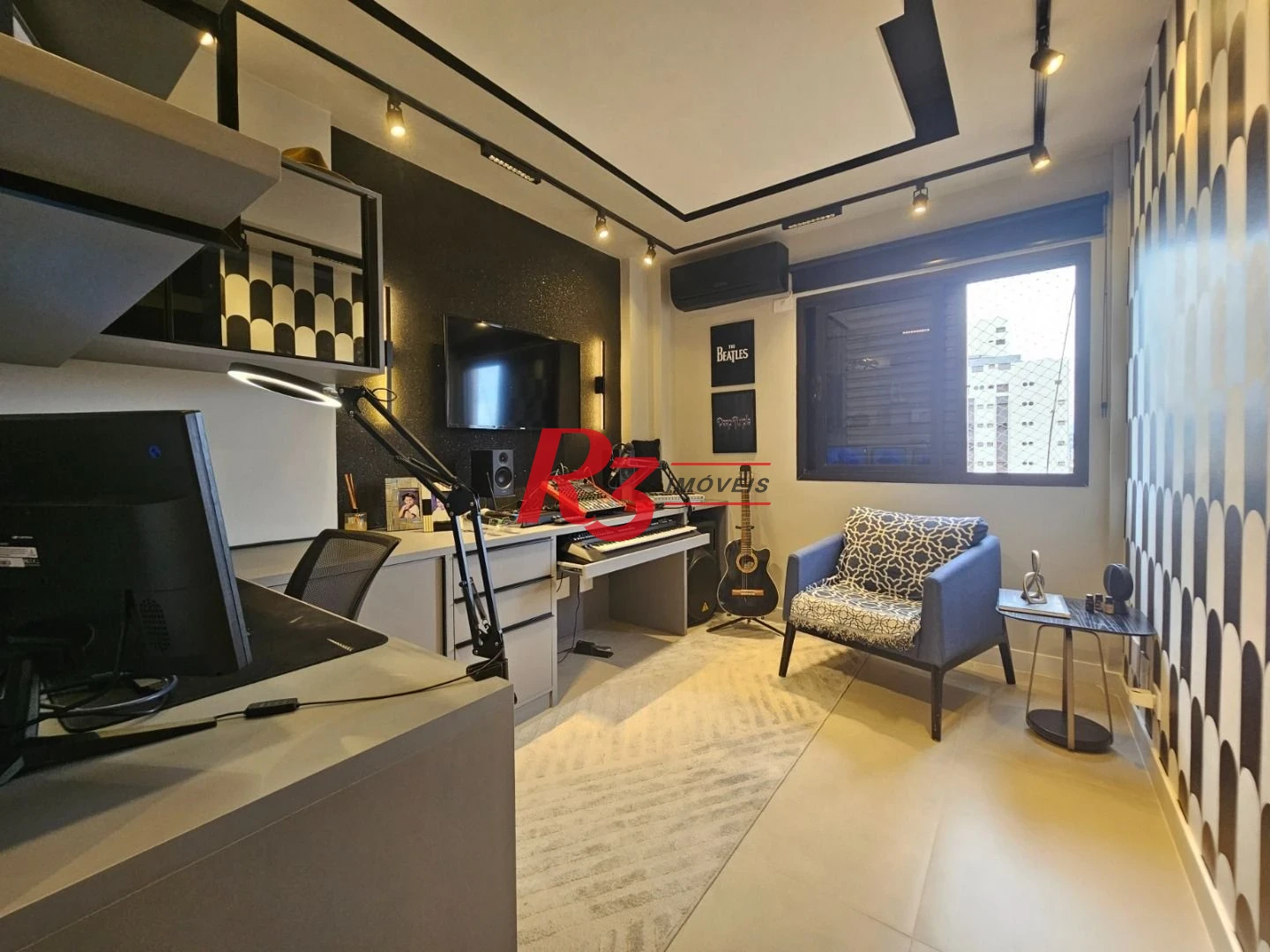 Apartamento com 4 dormitórios à venda, 165 m² por R$ 1.600.000,00 - Pompéia - Santos/SP