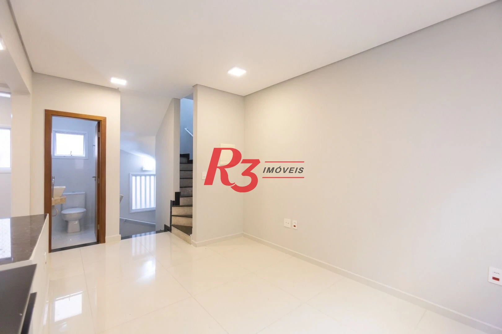 Village com 2 dormitórios à venda, 100 m² por R$ 750.000,00 - Boqueirão - Santos/SP