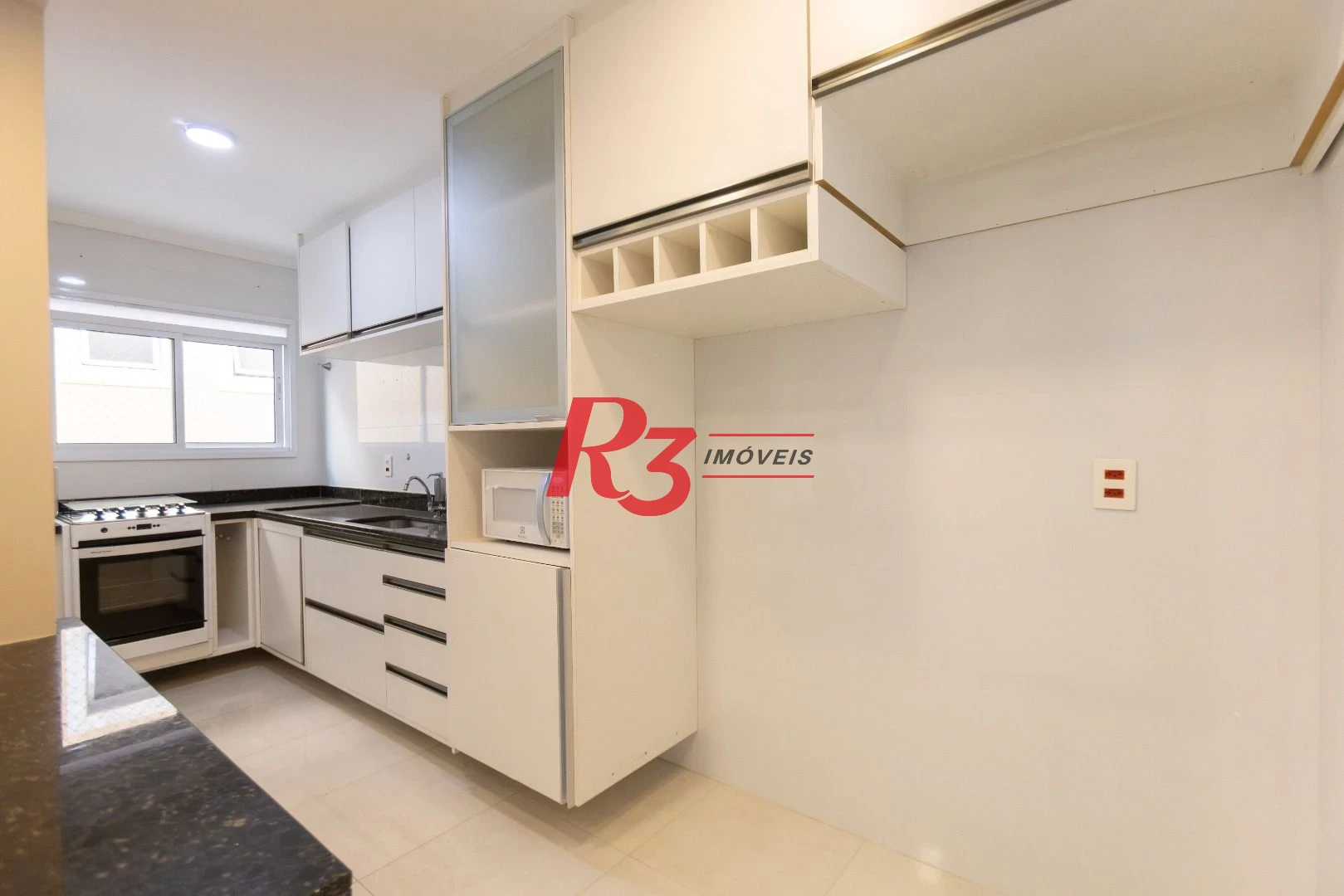 Village com 2 dormitórios à venda, 100 m² por R$ 750.000,00 - Boqueirão - Santos/SP