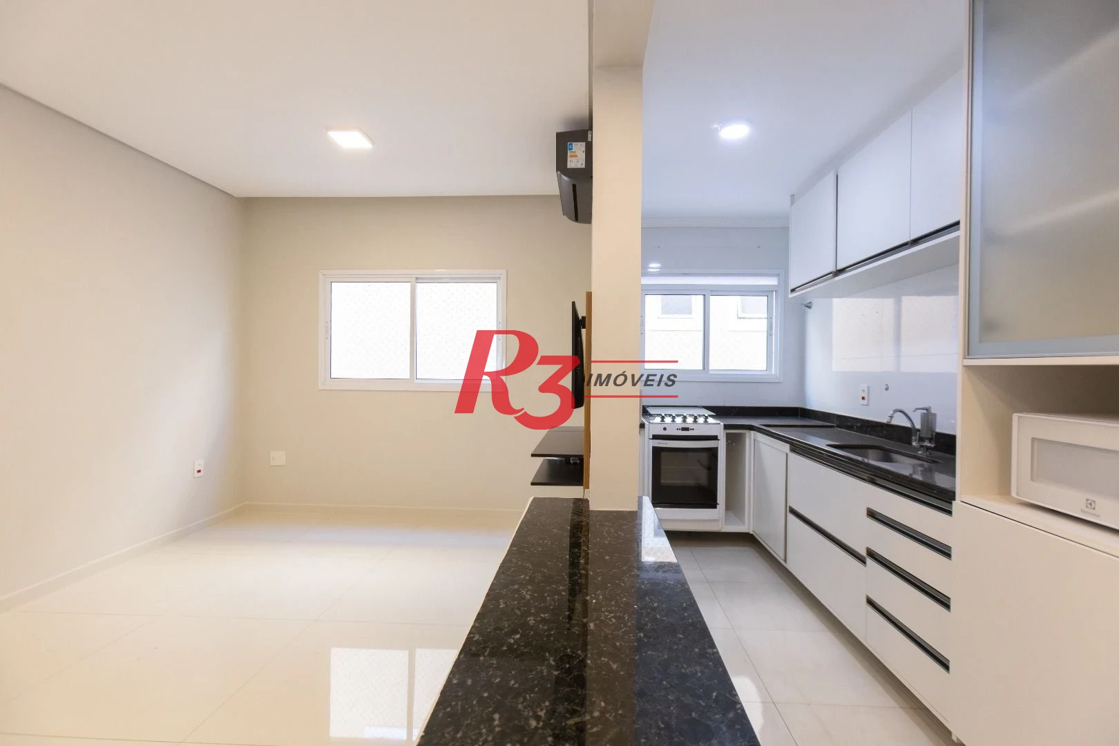 Village com 2 dormitórios à venda, 100 m² por R$ 750.000,00 - Boqueirão - Santos/SP
