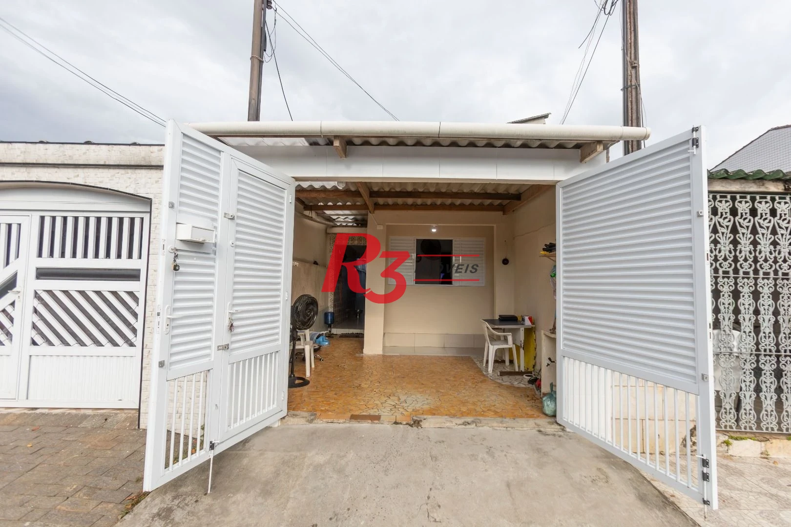 Casa à venda, 100 m² por R$ 300.000,00 - Santa Maria - Santos/SP