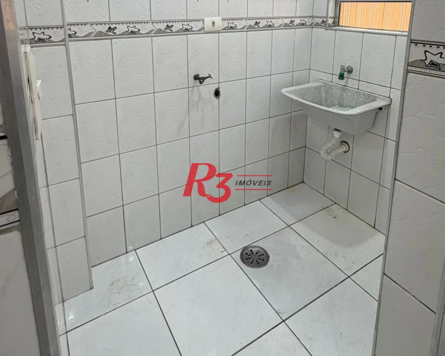 Sobrado com 3 dormitórios à venda, 76 m² por R$ 340.000,00 - Cidade Naútica - São Vicente/SP
