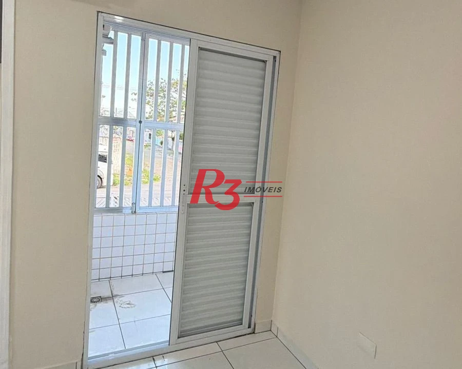 Sobrado com 3 dormitórios à venda, 76 m² por R$ 340.000,00 - Cidade Naútica - São Vicente/SP