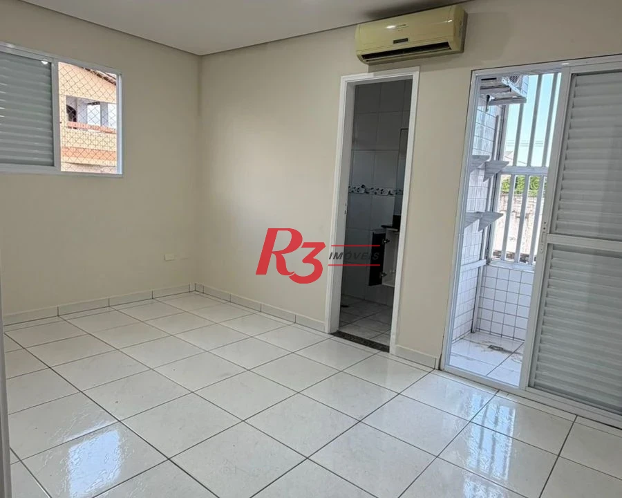 Sobrado com 3 dormitórios à venda, 76 m² por R$ 340.000,00 - Cidade Naútica - São Vicente/SP