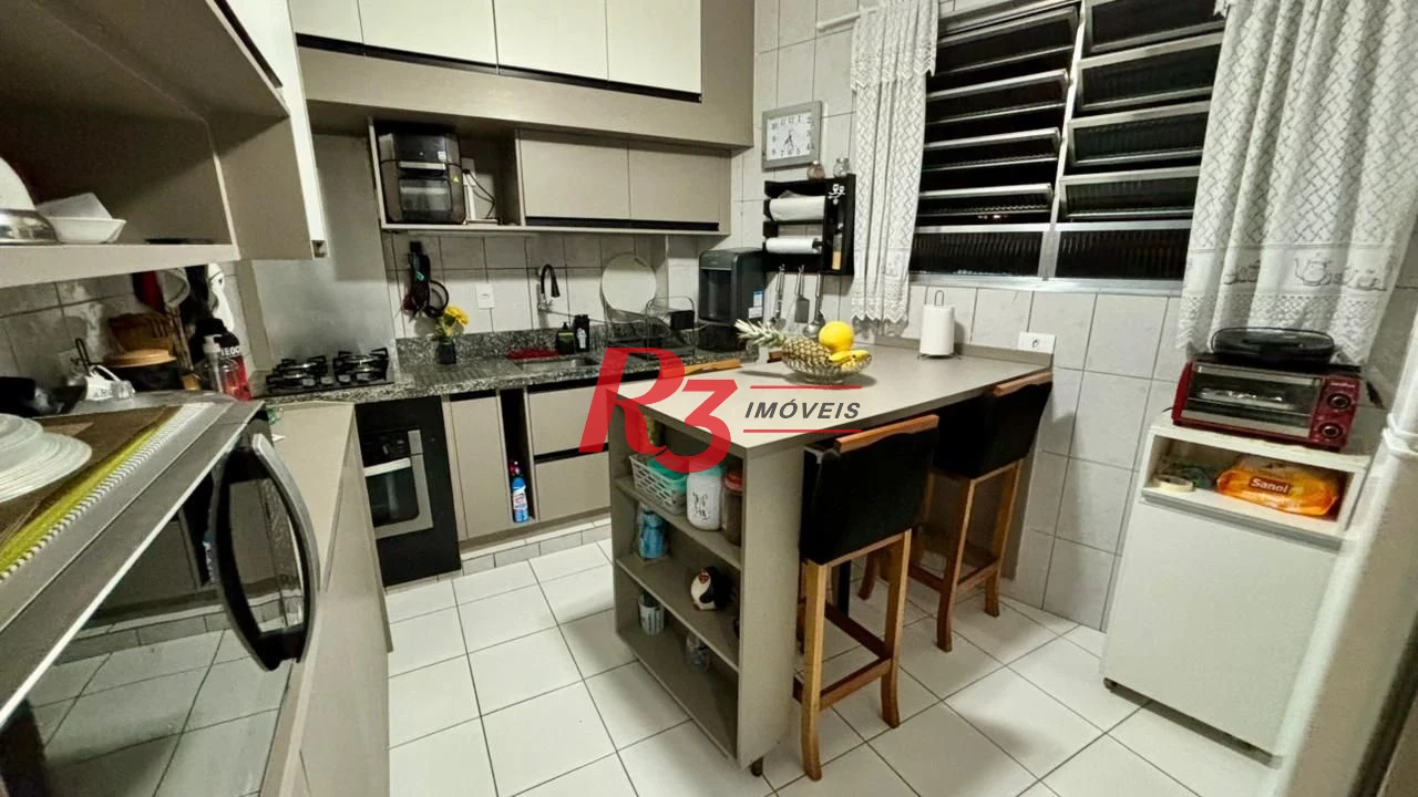 Apartamento com 2 dormitórios à venda, 133 m² por R$ 1.250.000,00 - Gonzaga - Santos/SP