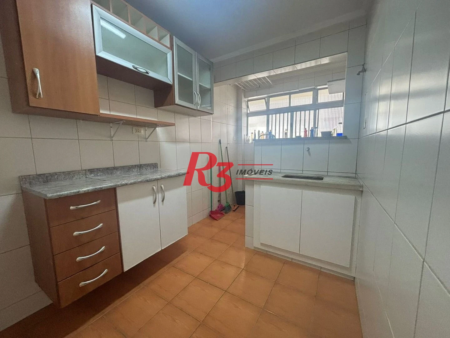 Apartamento com 1 dormitório à venda, 48 m² por R$ 350.000,00 - Gonzaga - Santos/SP
