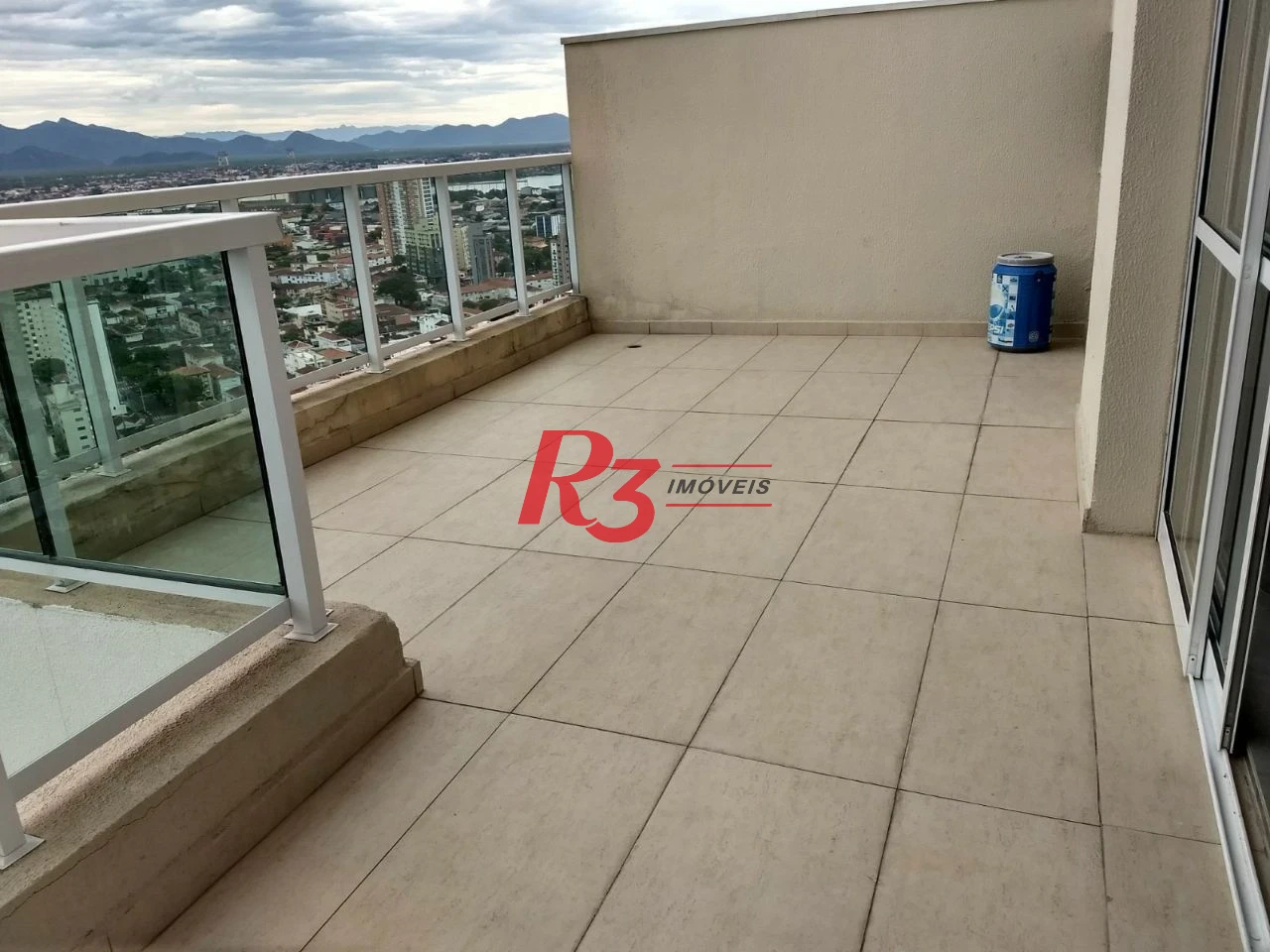 Cobertura com 2 dormitórios para alugar, 90 m² por R$ 7.000,00/mês - Boqueirão - Santos/SP