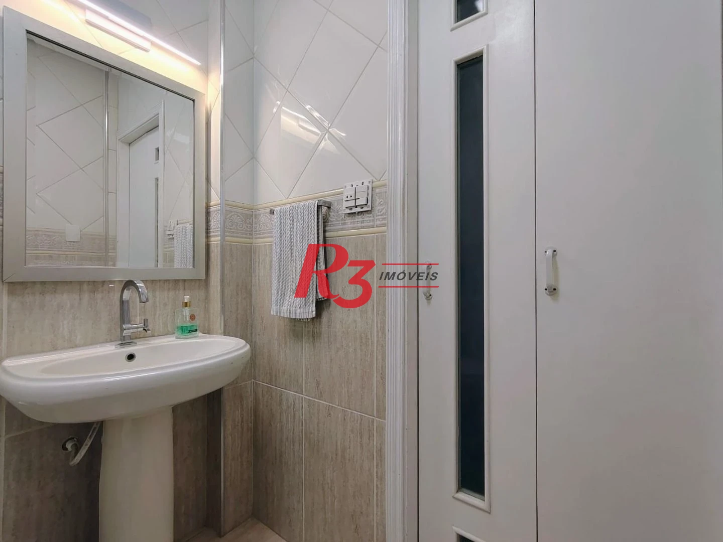 Apartamento com 2 dormitórios para alugar, 88 m² por R$ 4.500,00/mês - José Menino - Santos/SP
