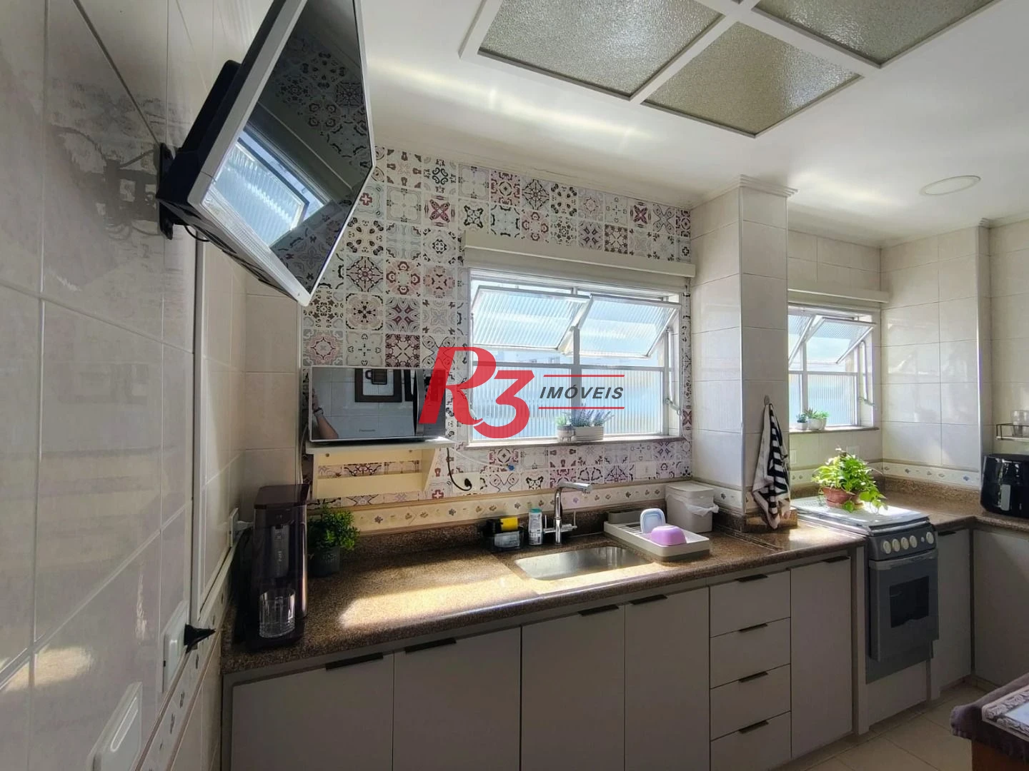 Apartamento com 2 dormitórios para alugar, 88 m² por R$ 4.500,00/mês - José Menino - Santos/SP