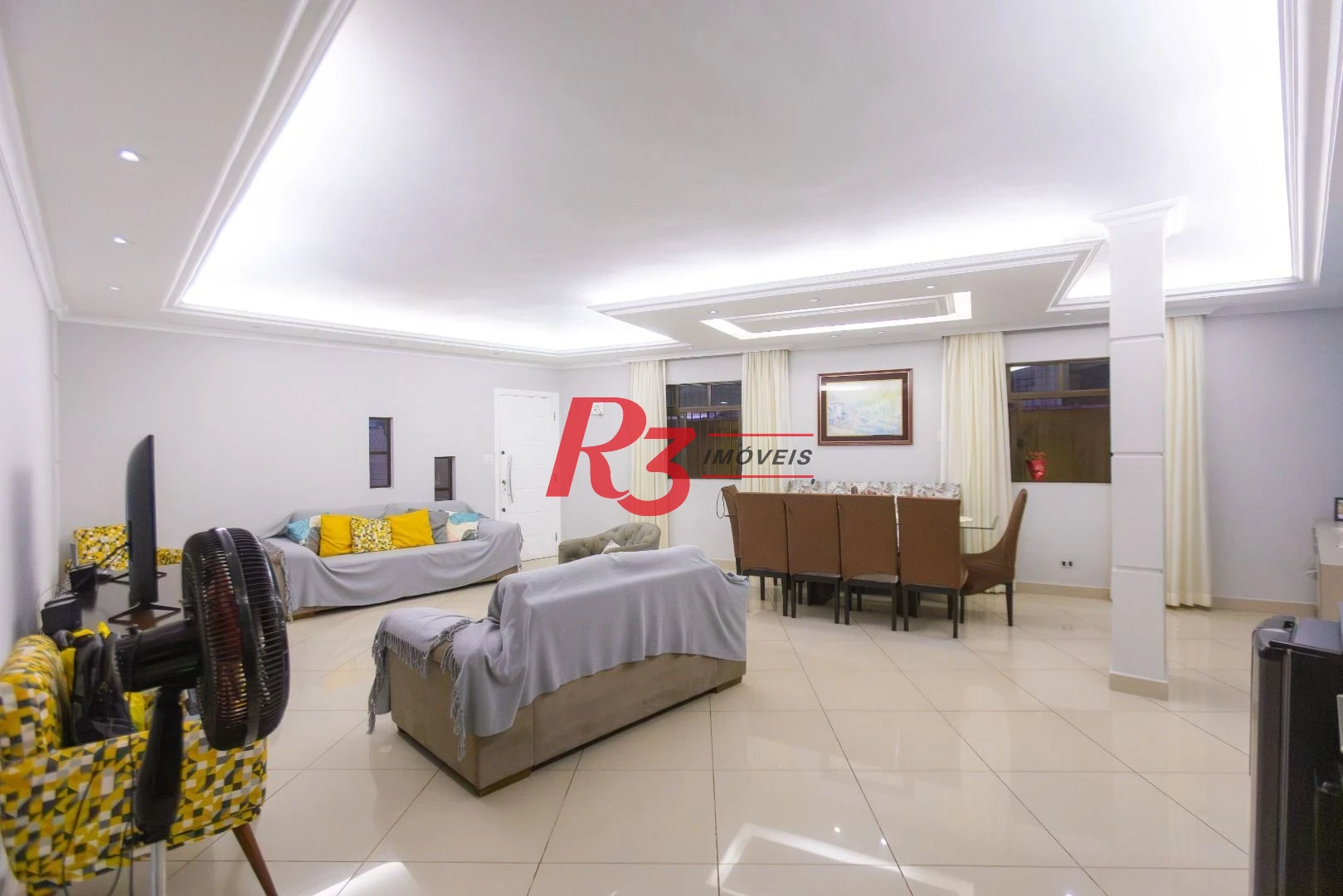 Casa com 3 dormitórios à venda, 250 m² por R$ 1.350.000,00 - Ponta da Praia - Santos/SP
