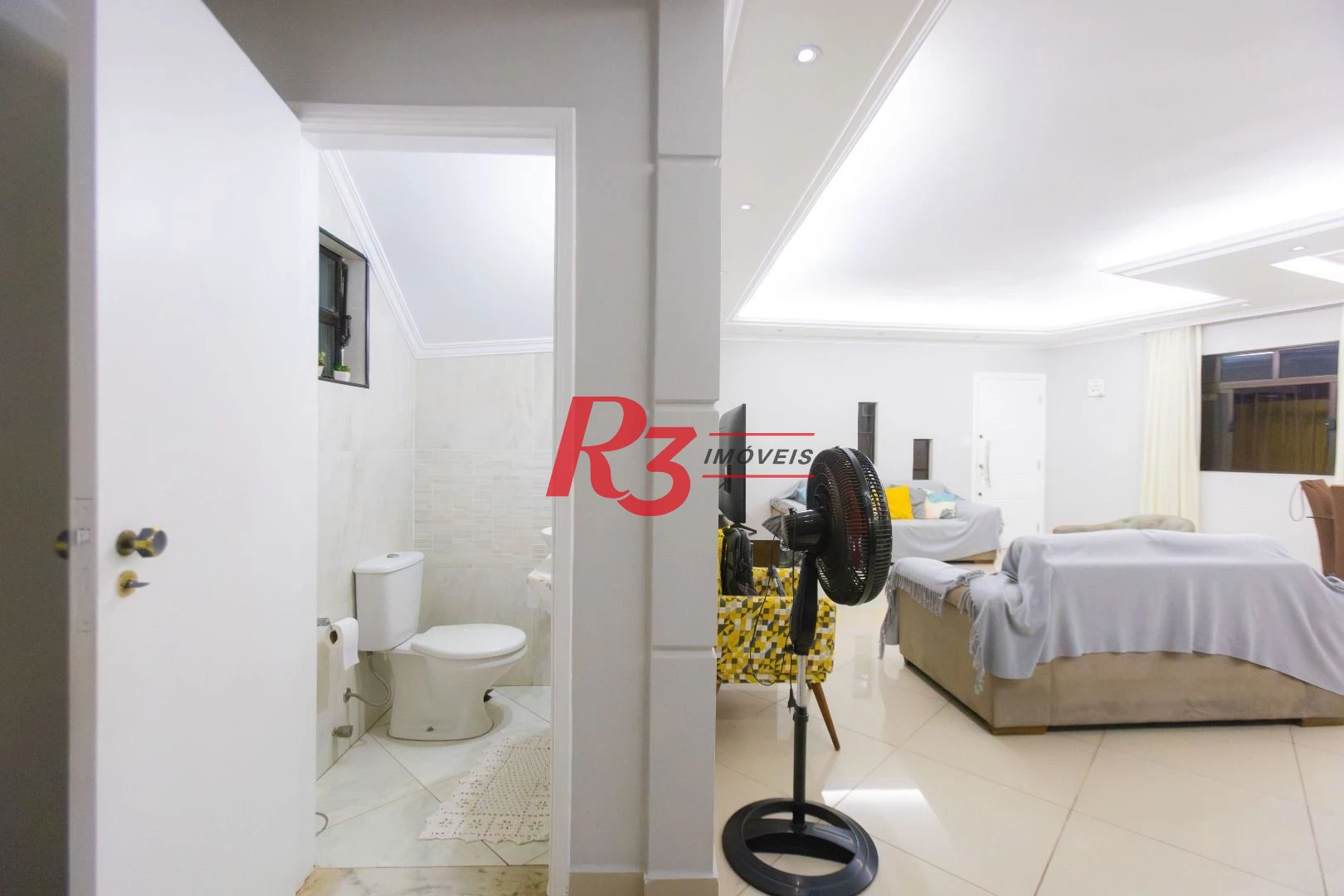 Casa com 3 dormitórios à venda, 250 m² por R$ 1.350.000,00 - Ponta da Praia - Santos/SP