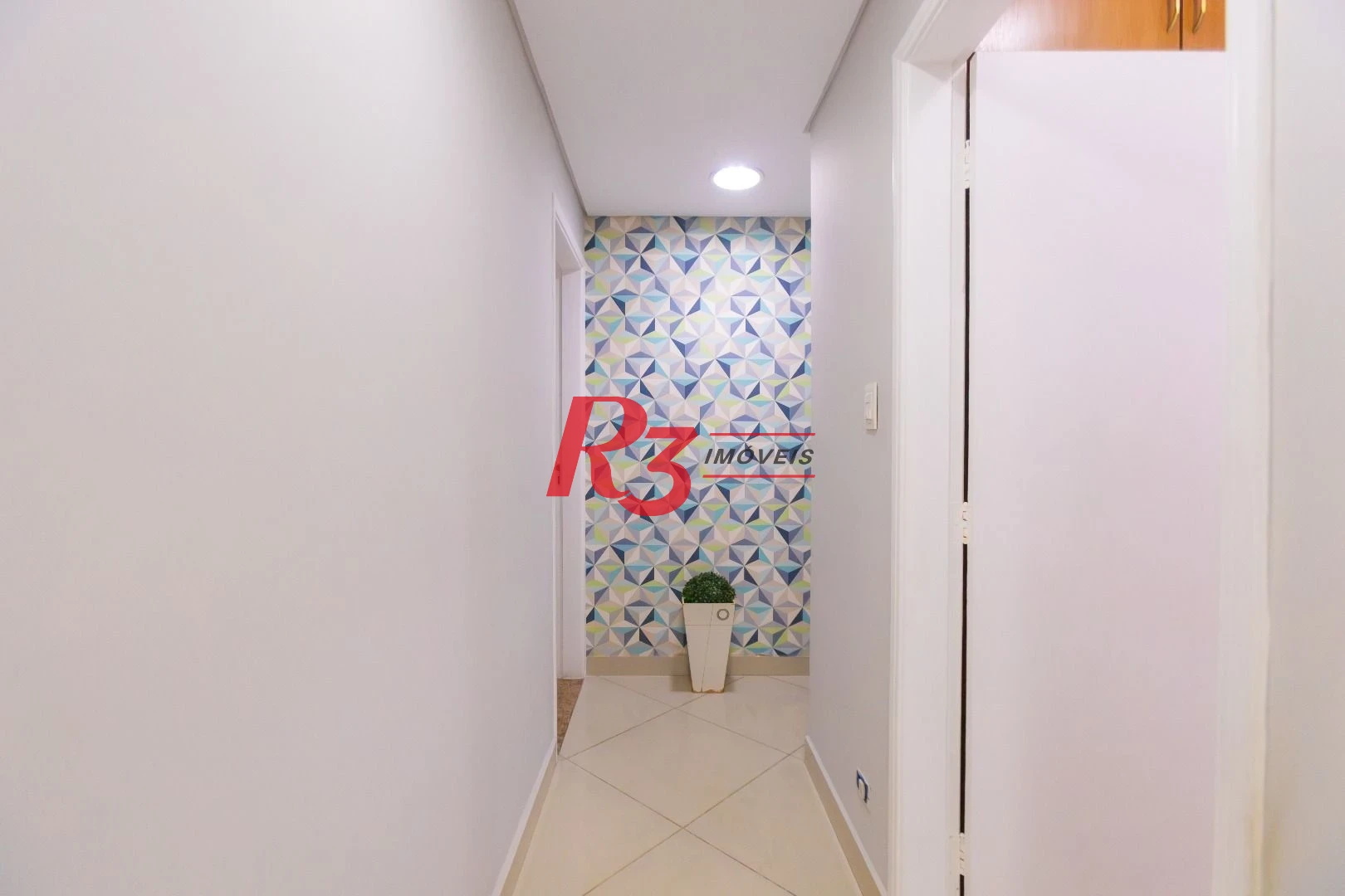 Casa com 3 dormitórios à venda, 250 m² por R$ 1.350.000,00 - Ponta da Praia - Santos/SP