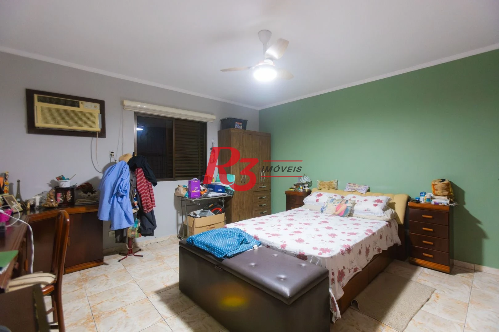 Casa com 3 dormitórios à venda, 250 m² por R$ 1.350.000,00 - Ponta da Praia - Santos/SP