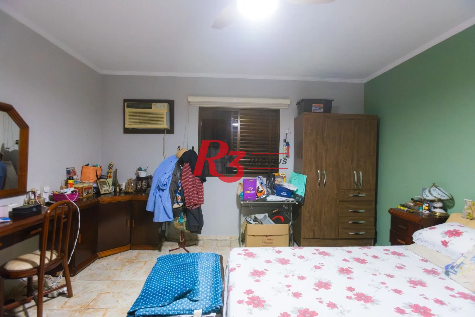 Casa com 3 dormitórios à venda, 250 m² por R$ 1.350.000,00 - Ponta da Praia - Santos/SP
