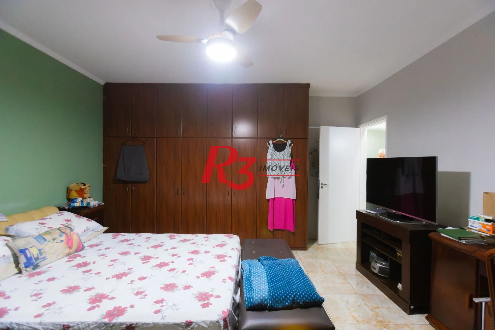 Casa com 3 dormitórios à venda, 250 m² por R$ 1.350.000,00 - Ponta da Praia - Santos/SP