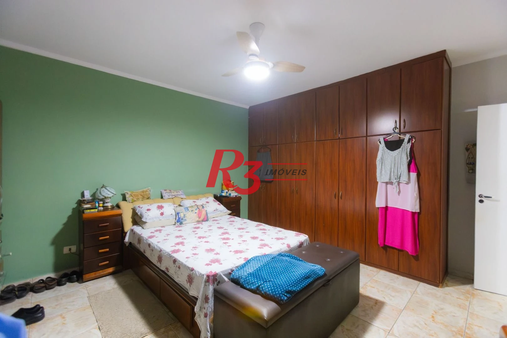 Casa com 3 dormitórios à venda, 250 m² por R$ 1.350.000,00 - Ponta da Praia - Santos/SP