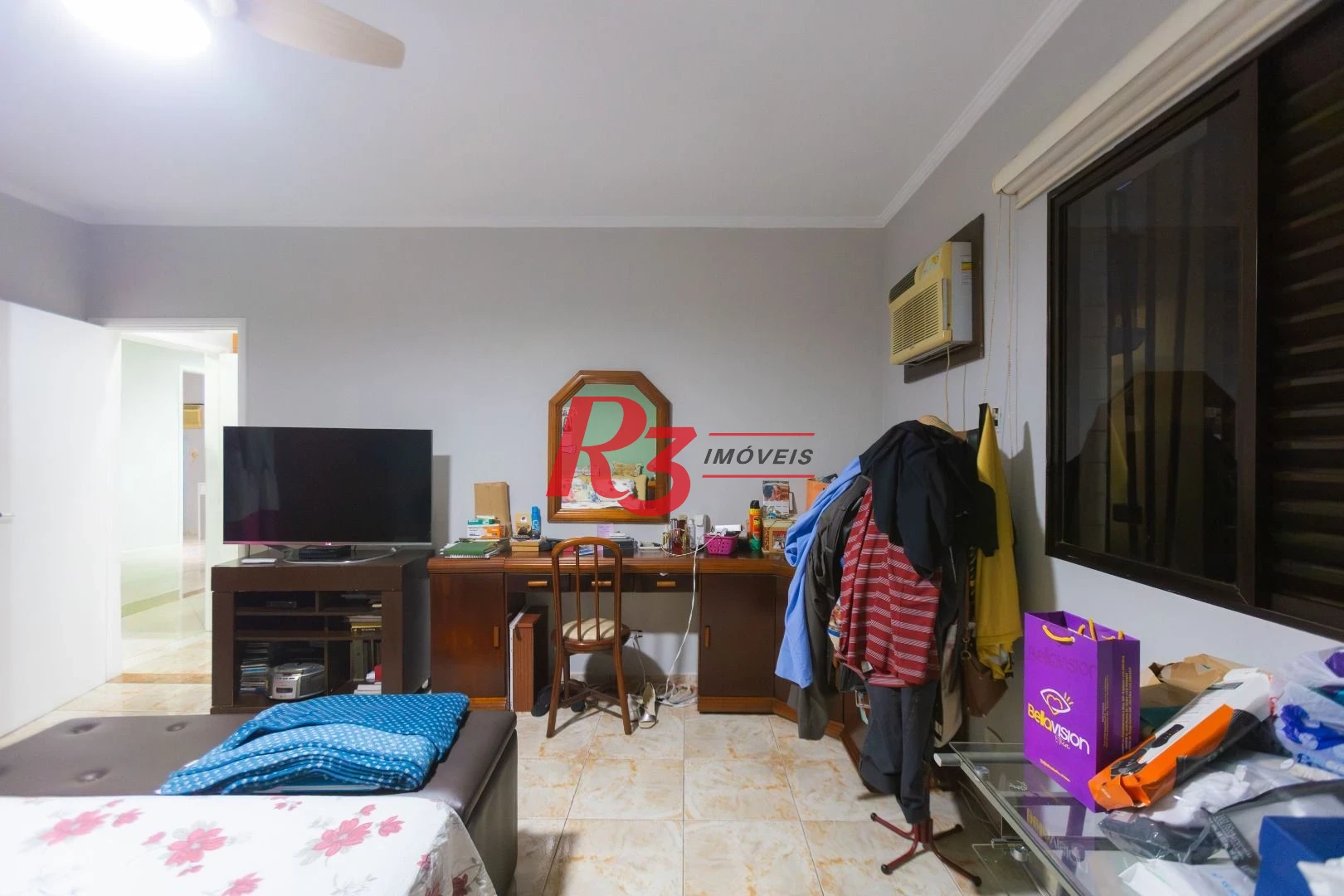 Casa com 3 dormitórios à venda, 250 m² por R$ 1.350.000,00 - Ponta da Praia - Santos/SP