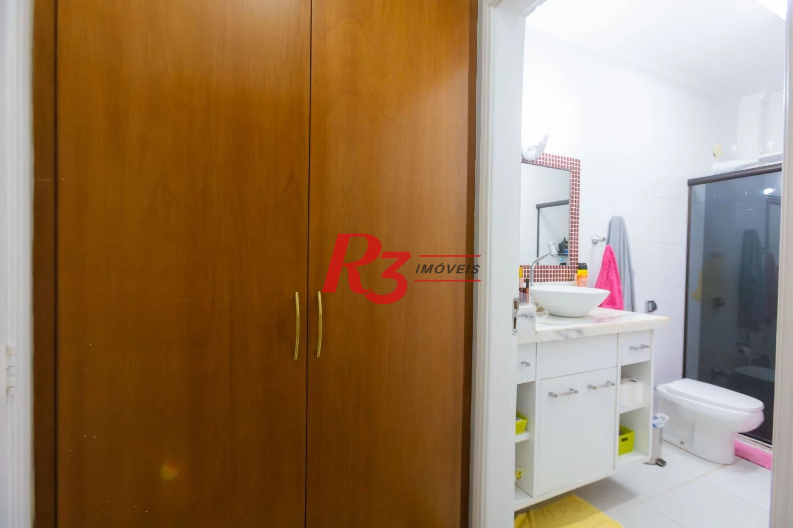 Casa com 3 dormitórios à venda, 250 m² por R$ 1.350.000,00 - Ponta da Praia - Santos/SP